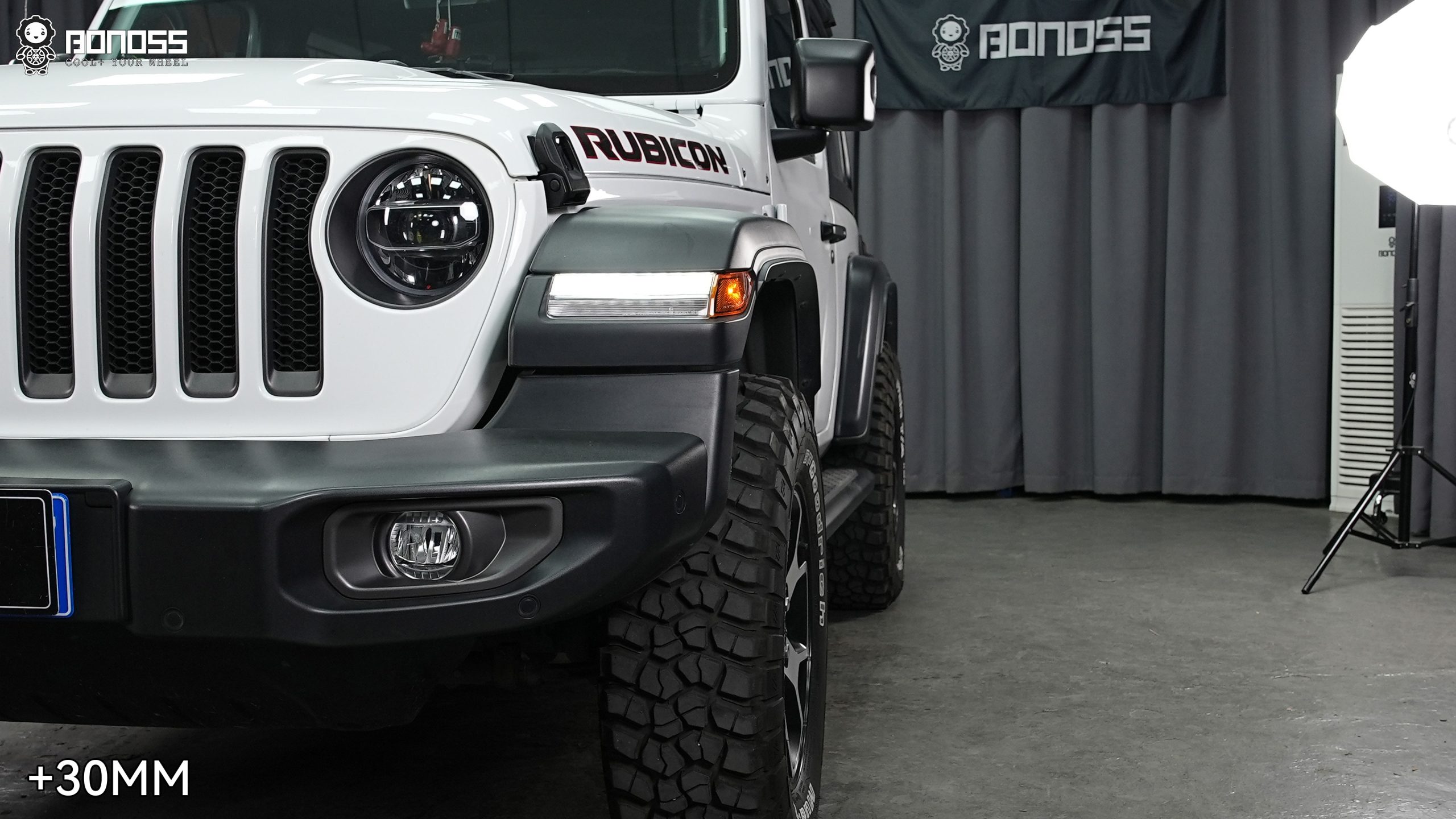 BONOSS Forged Active Cooling 2021 Jeep Wrangler Wheel Spacers Front 30mm Rear 35mm Before and After (5)