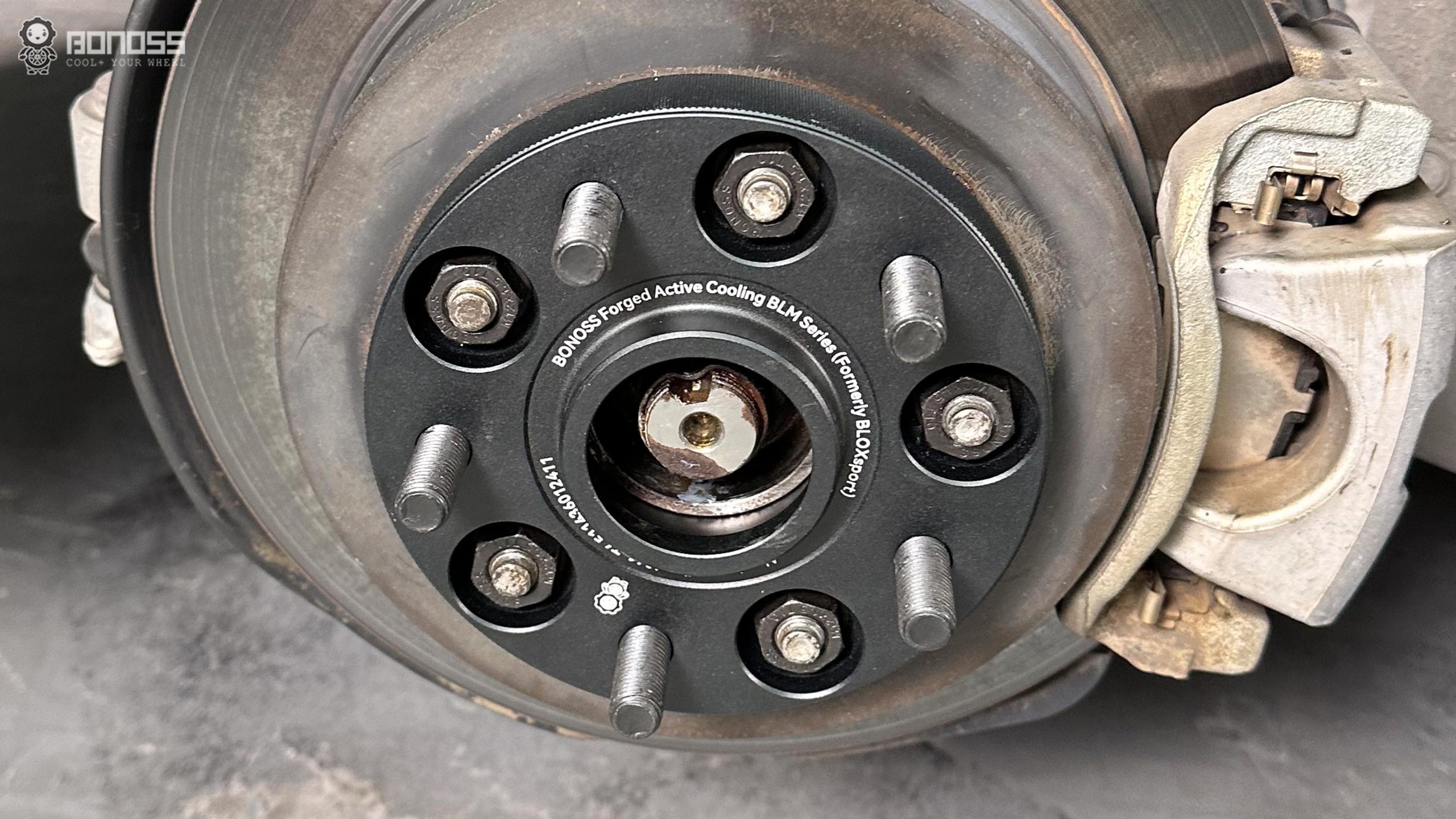 Best 5x120 Wheel Spacers Sizes (5mm vs 20mm) A Buyer's Guide BONOSS Forged Active Cooling Adapters Hubcentric Spacers Pros Before and After Example (2)