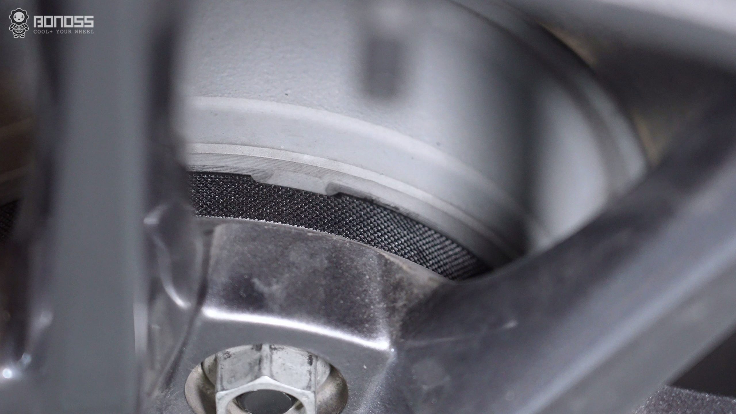 Choosing the Right 15mm Spacers 5x114 3 Bolt-on vs. Slip-on BONOSS Forged Active Cooling Adapters Hubcentric Spacers Pros Before and After Example (3)