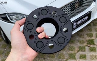 Jaguar F Type Wheel Spacers How to Choose the Right Sizes BONOSS Forged Active Cooling Adapters Hubcentric Spacers Pros Before and After Example CHZ (2)