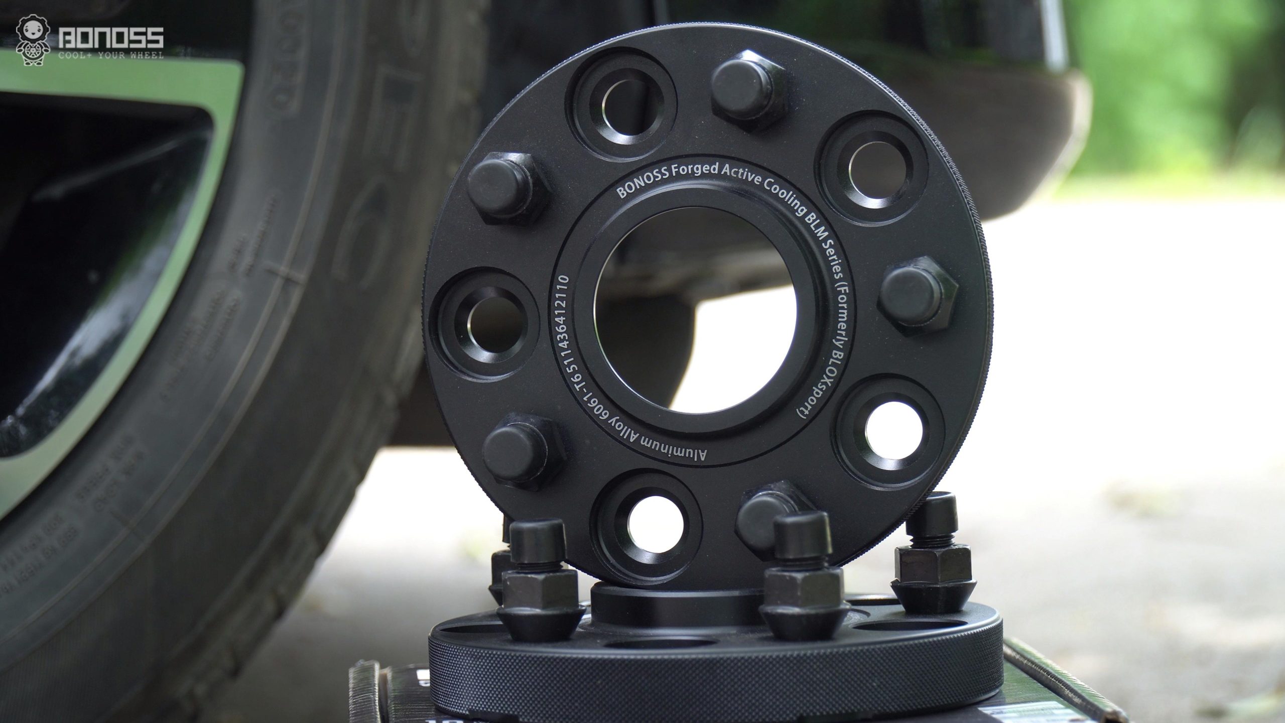 Ultimate 15mm Wheel Spacers Guide Pros, Cons & Safe Installation BONOSS Forged Active Cooling Adapters Hubcentric Spacers Pros Before and After Example (2)