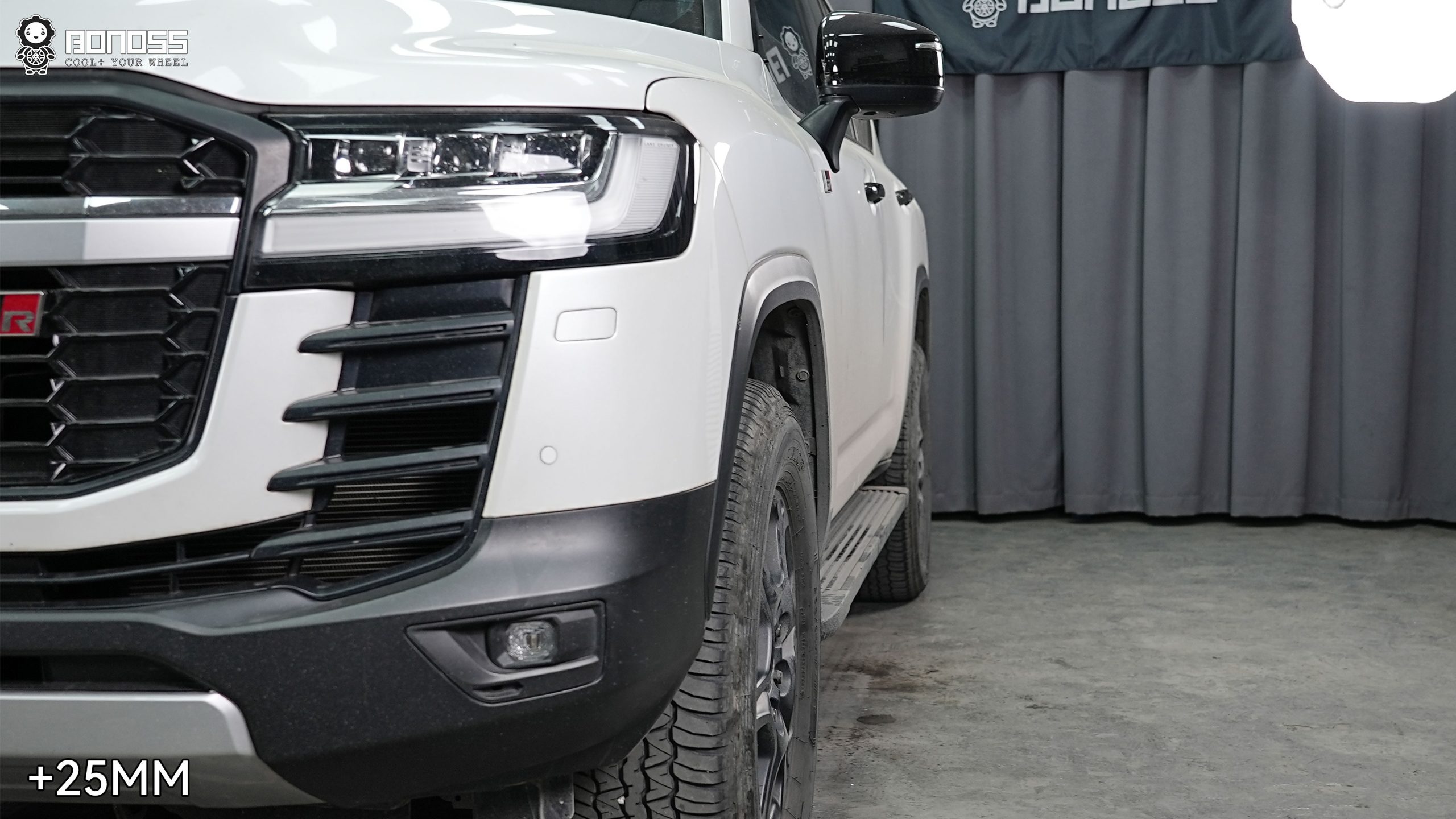 BONOSS Forged Active Cooling 2022 Toyota Land Cruiser 300 Series Wheel Spacers Front 25mm Rear 30mm Before and After (13)