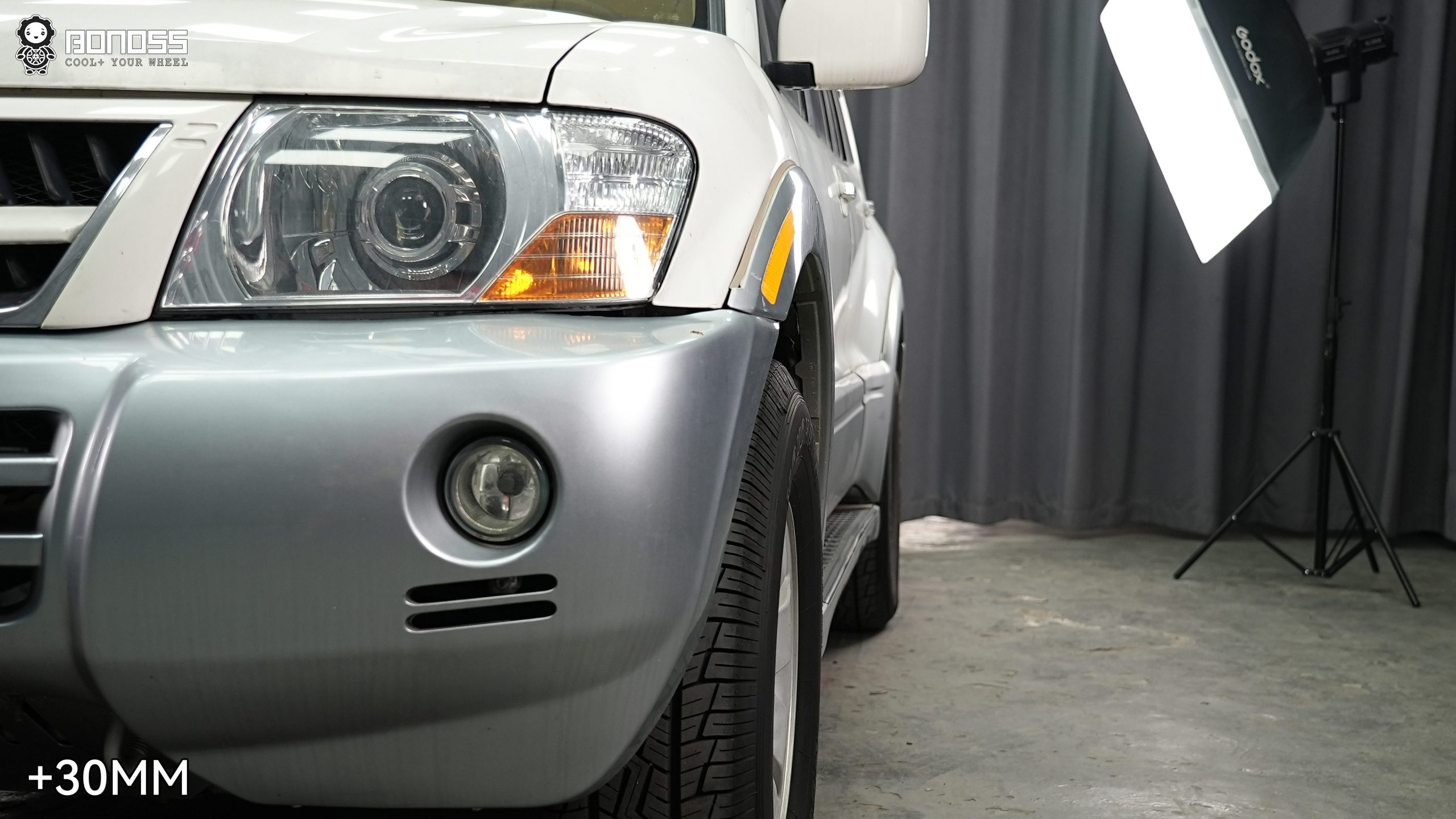 BONOSS Forged Active Cooling Mitsubishi Pajero Wheel Spacers Front 30mm Rear 35mm Before and After (2)