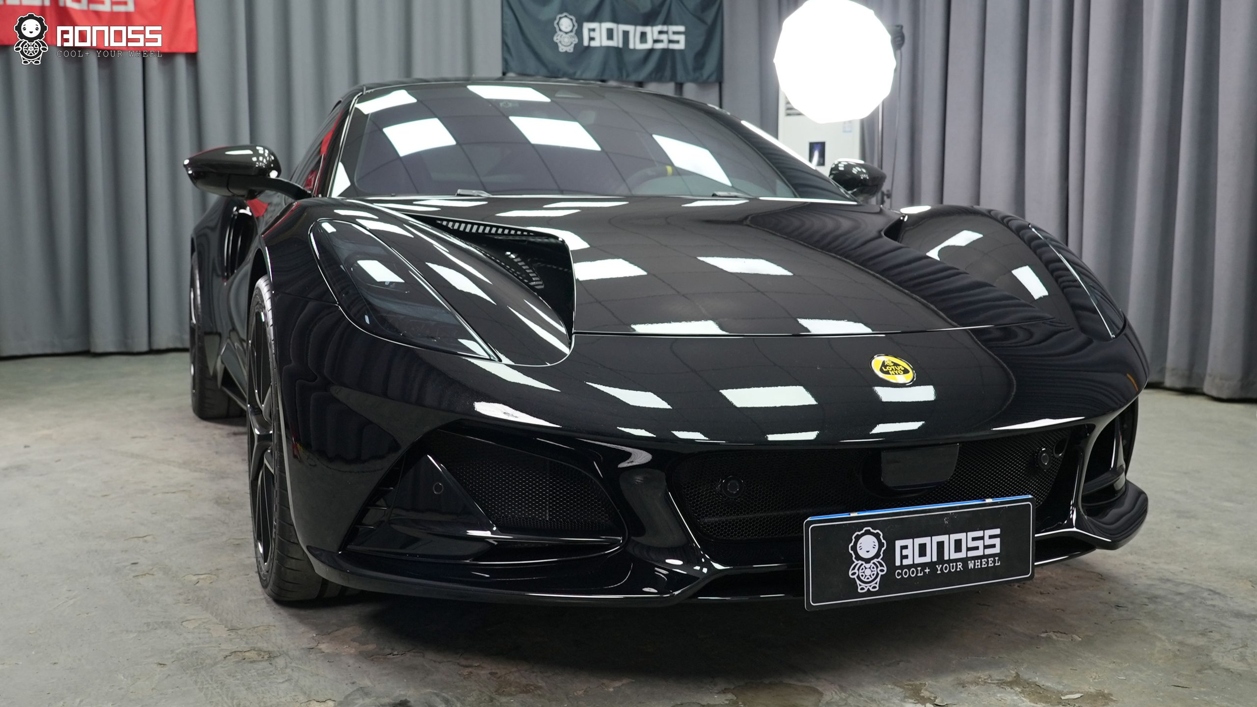 BONOSS Forged Lightweight Plus 2024 Lotus Emira Wheel Spacers Front 12mm Rear 12mm Before and After (1)