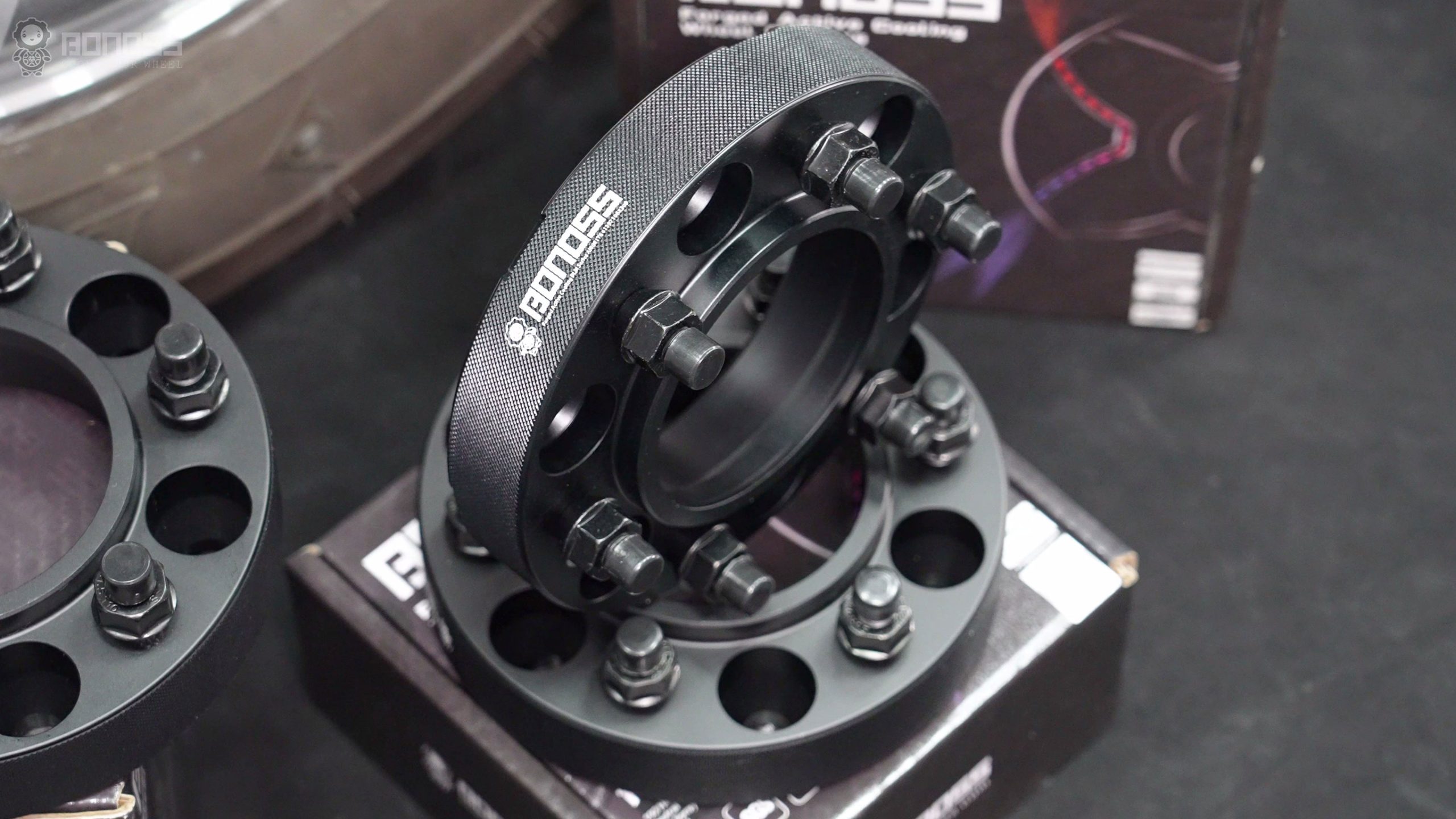 Top Picks of Toyota Tundra Wheel Spacers Steel or Aluminum BONOSS Forged Active Cooling Adapters Hubcentric Spacers Pros Before and After Example (2)