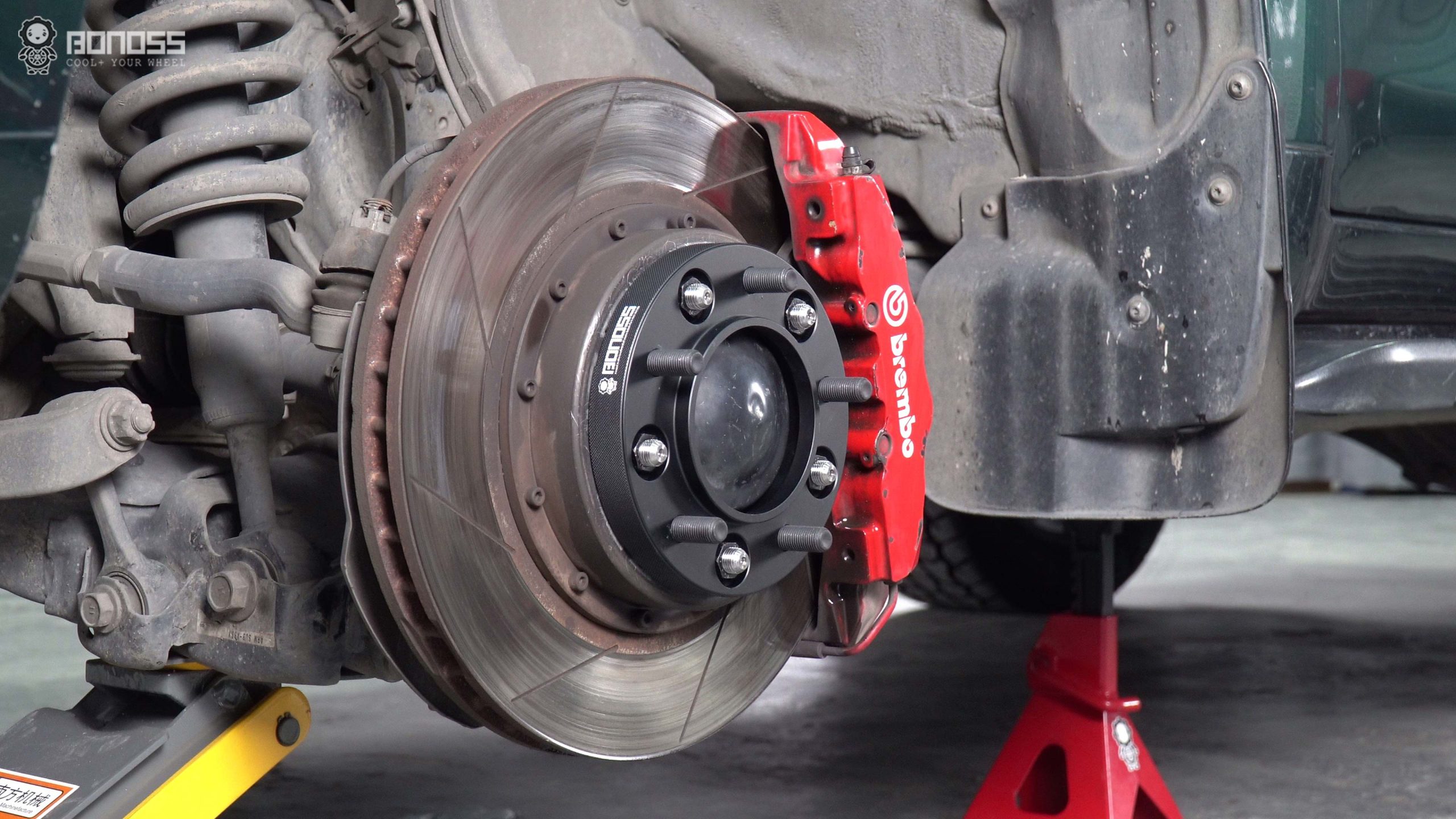 4WD Wheel Spacers Installation 5 Expert Tips for a Safe Fitment BONOSS Forged Active Cooling Adapters Hubcentric Spacers Pros Before and After Example (2)