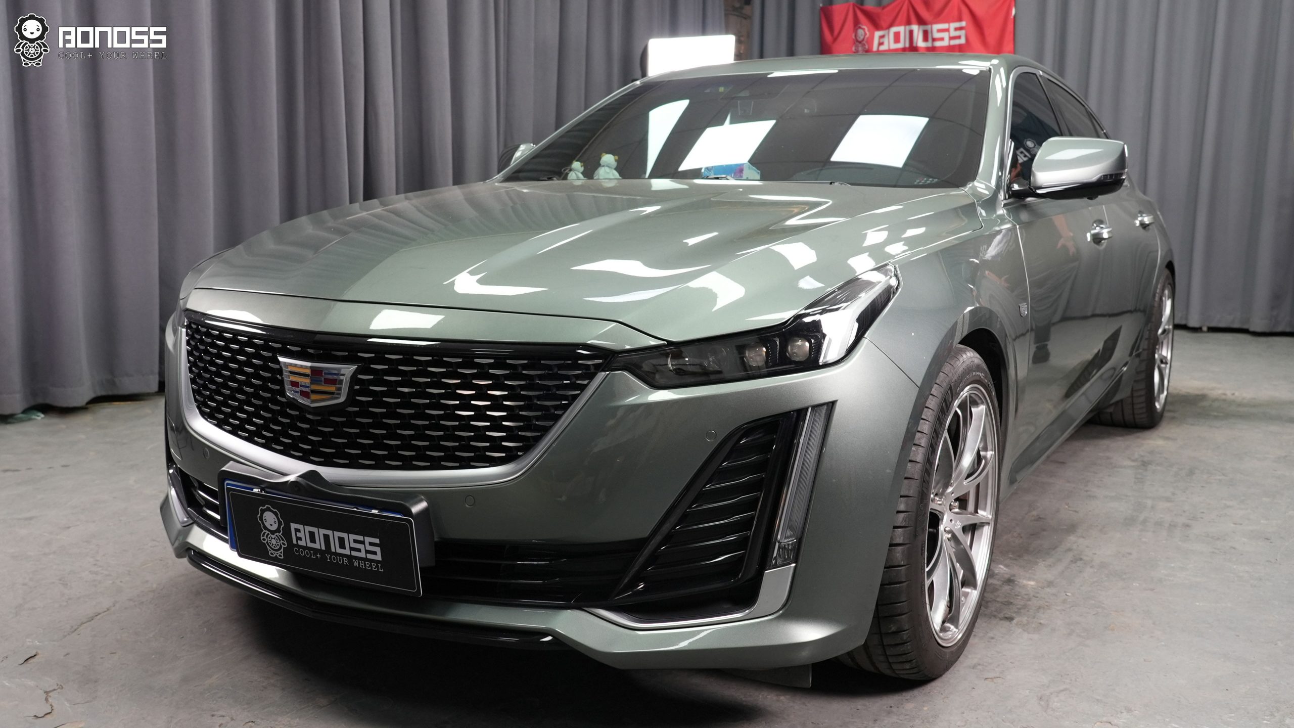 BONOSS Forged Active Cooling 2022 Cadillac CT5 Wheel Spacers Front 20mm Rear 25mm Before and After (2)