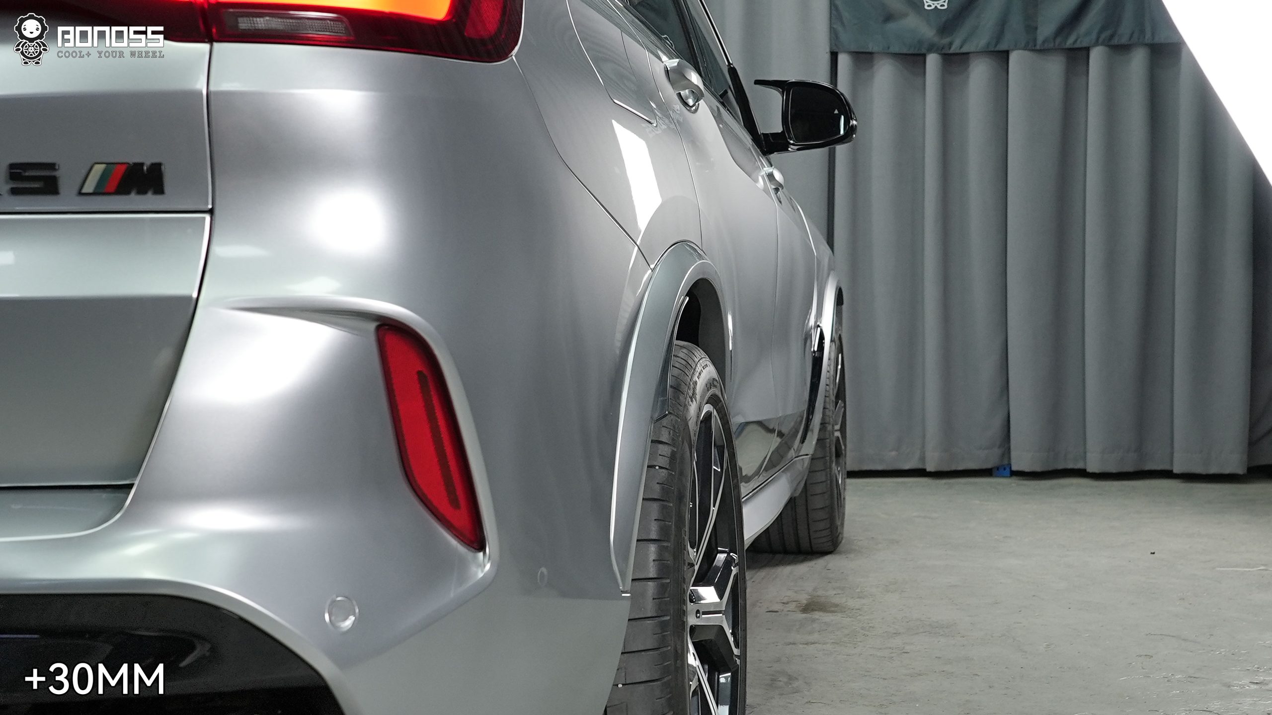 BONOSS Forged Active Cooling BMW X5 Wheel Spacers Front 18mm Rear 30mm Before and After (5)