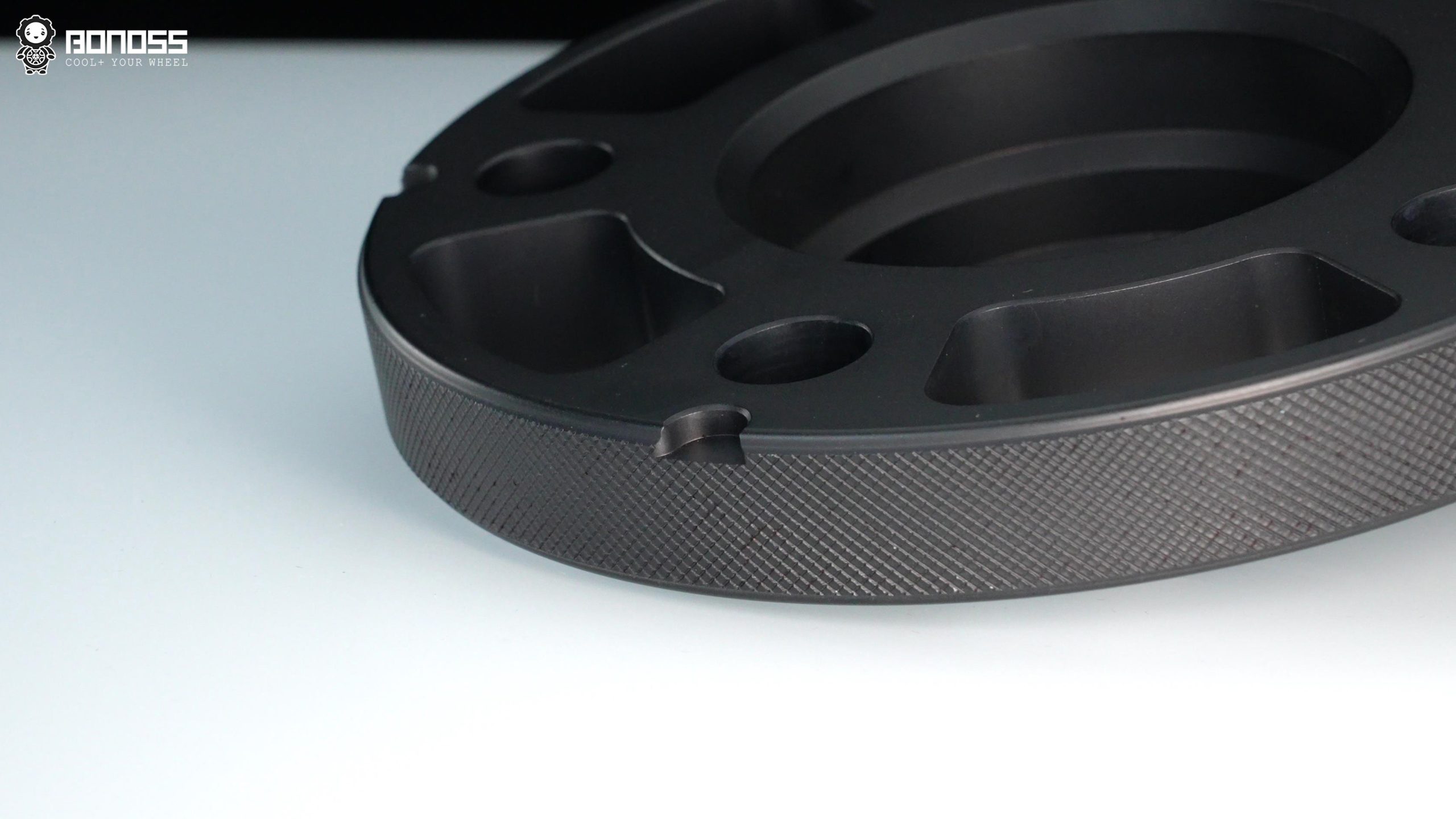 BONOSS Forged Lightweight Plus 2023 Lotus Eletre Wheel Spacers Front 20mm Rear 20mm Before and After (1)