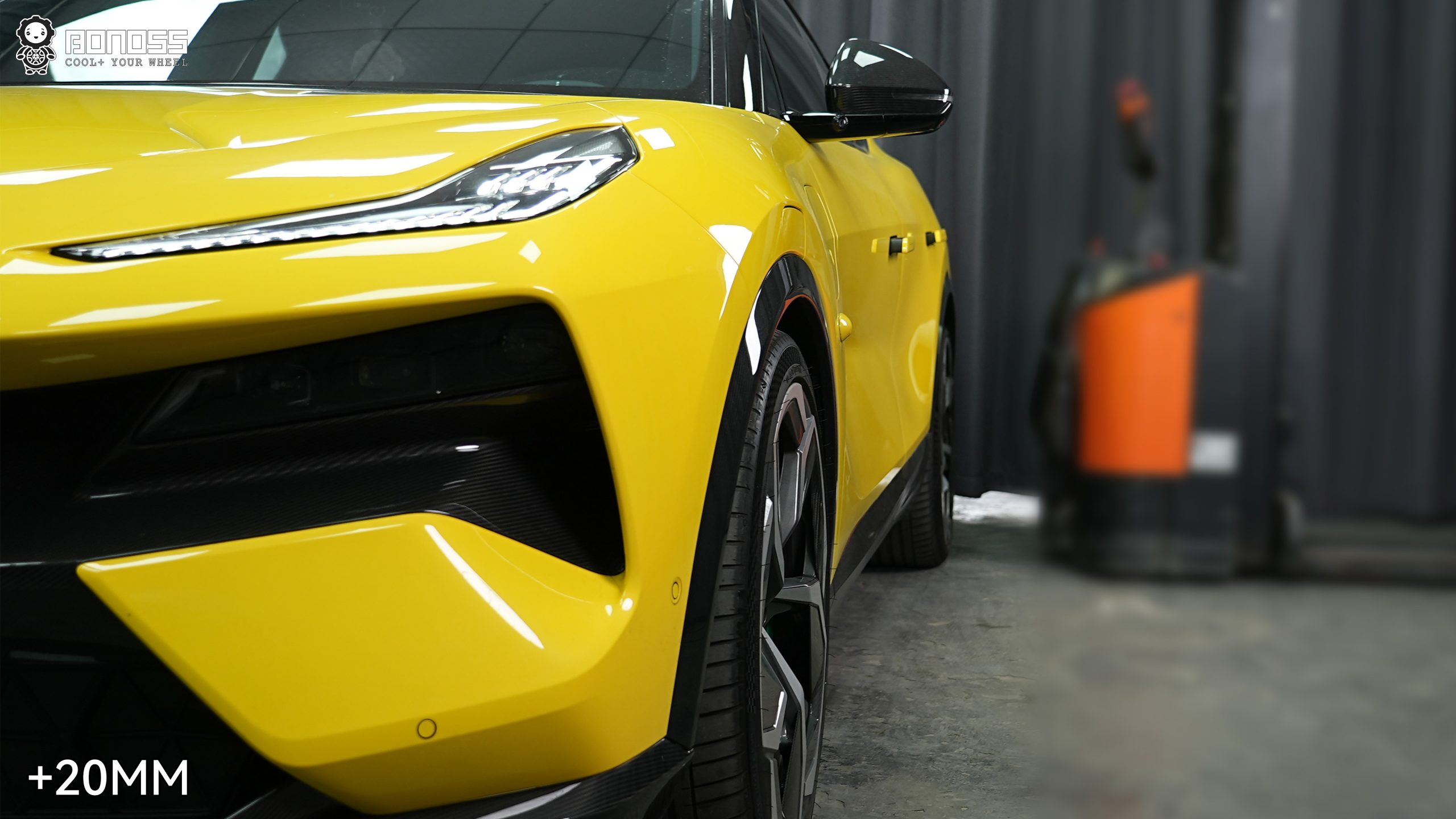 BONOSS Forged Lightweight Plus 2023 Lotus Eletre Wheel Spacers Front 20mm Rear 20mm Before and After (3)