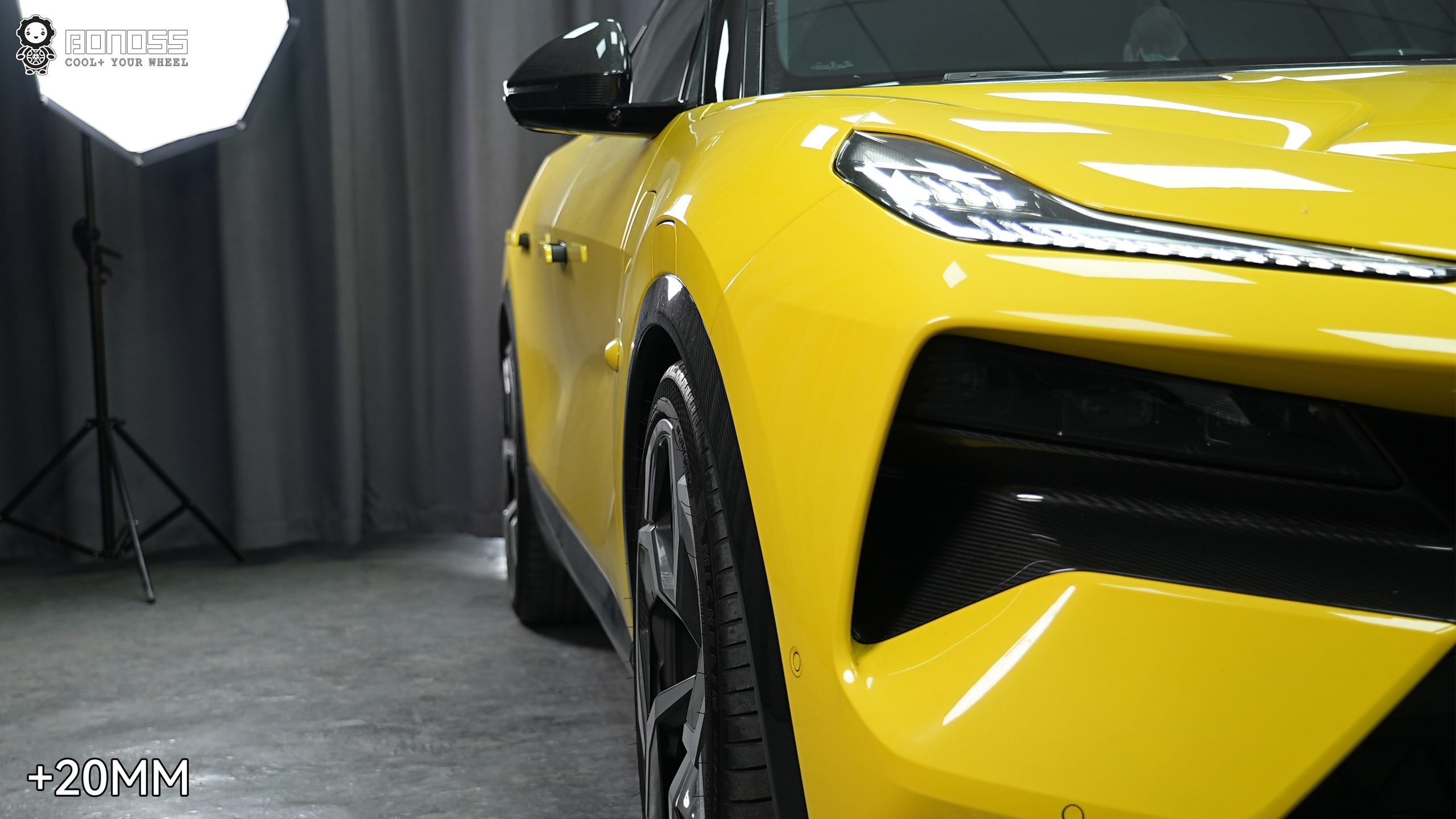 BONOSS Forged Lightweight Plus 2023 Lotus Eletre Wheel Spacers Front 20mm Rear 20mm Before and After (4)