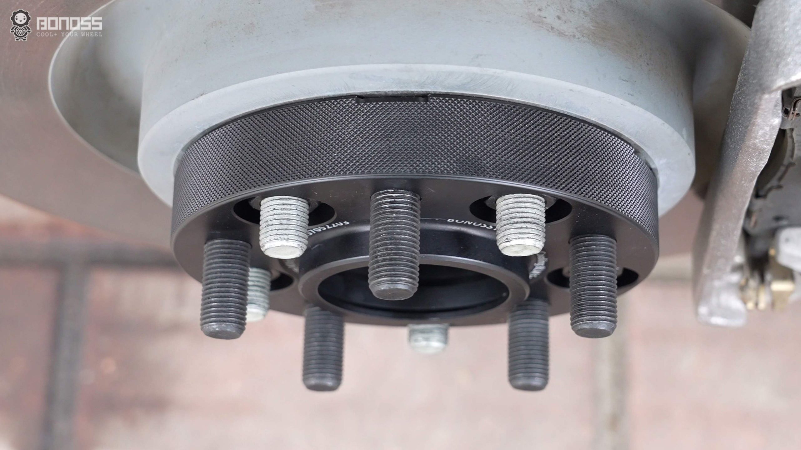 Best Explorer ST Wheel Spacers Explained Bolt-on vs. Slip-on BONOSS Forged Active Cooling Adapters Hubcentric Spacers Pros Before and After Example (3)