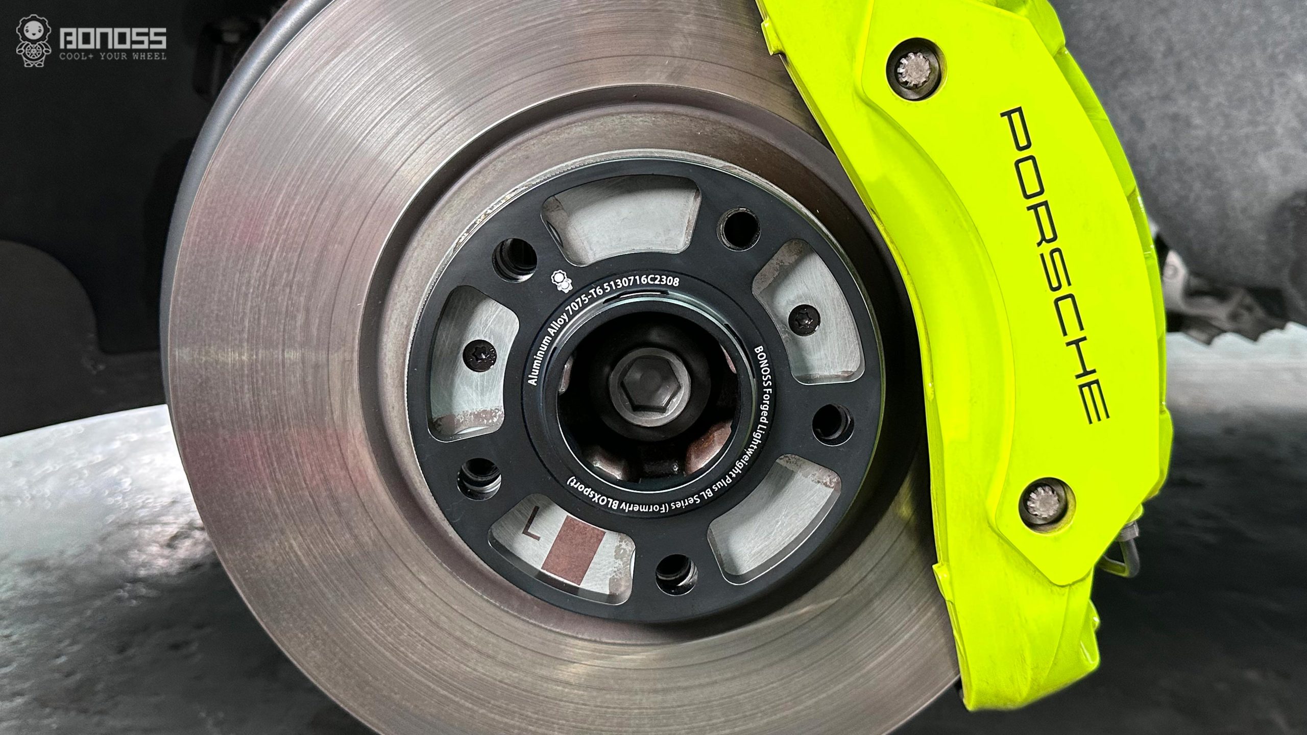 Cayenne Wheel Spacers Torque A Step-by-Step Installation Guide BONOSS Forged Lightweight Plus Adapters Hubcentric Spacers Before and After (2)