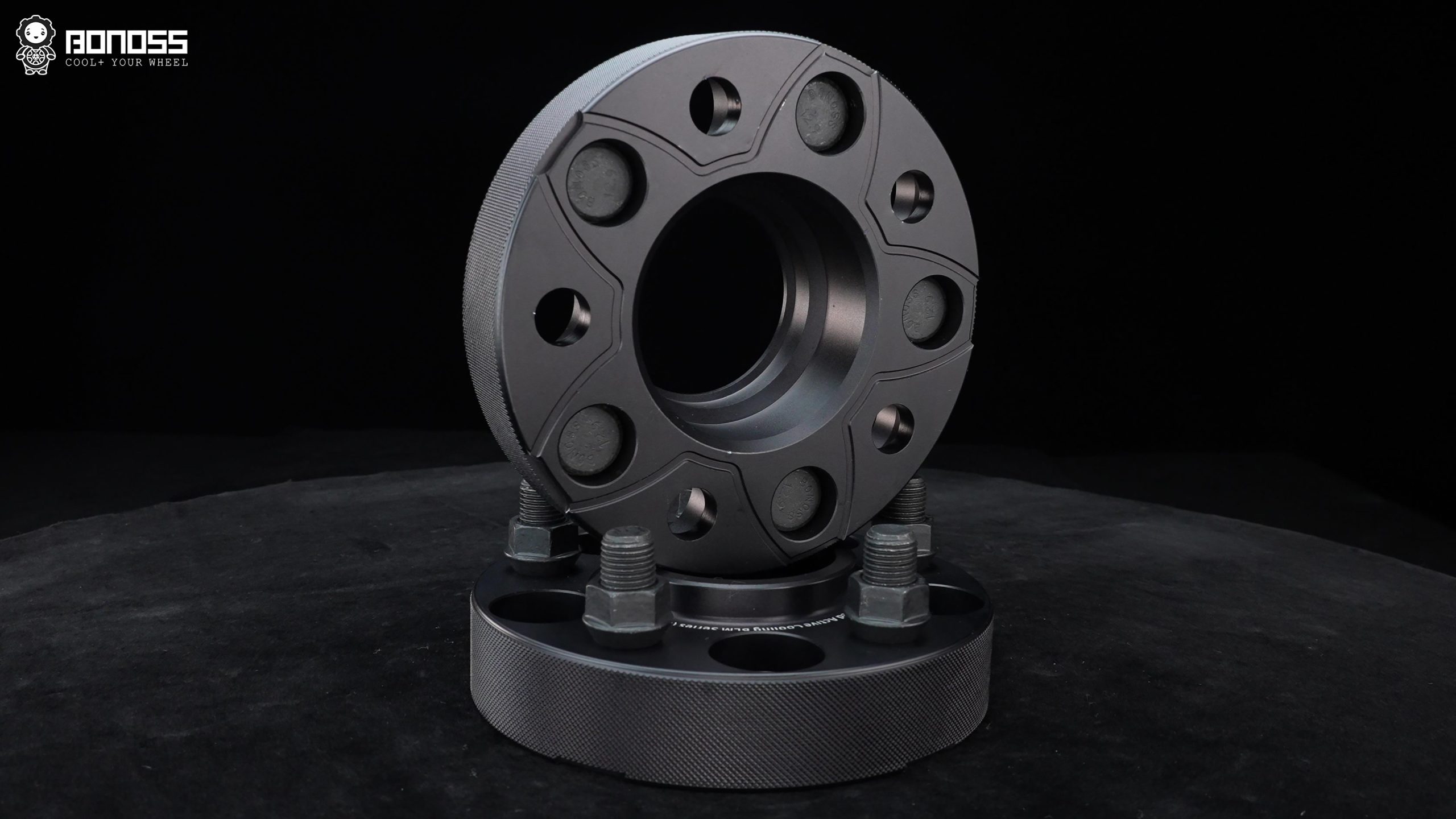 Choosing Land Rover Defender Wheel Spacers Why Brand Matters BONOSS Forged Active Cooling Adapters Hubcentric Spacers Pros Before and After Example (2)