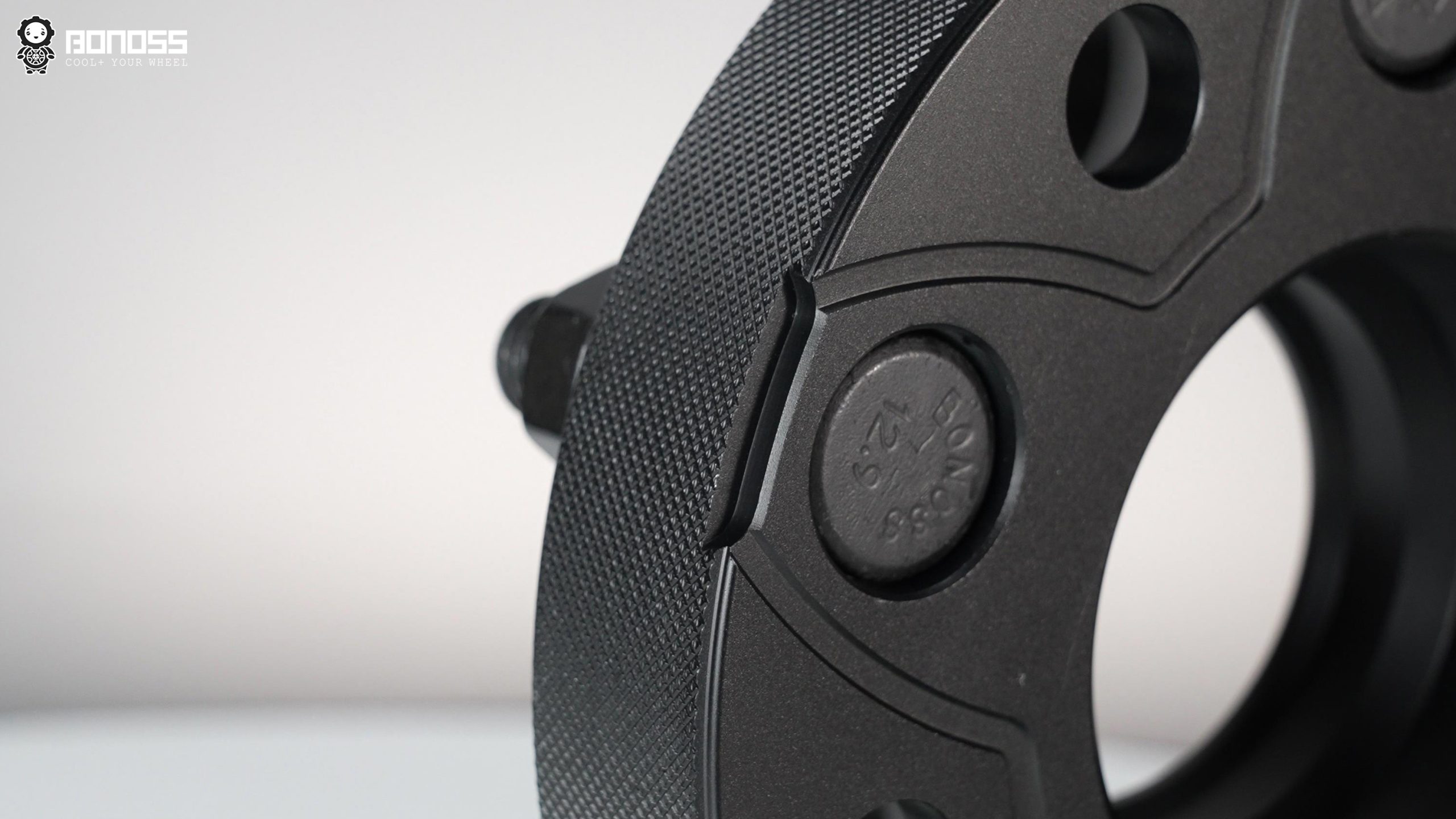 How to Install Explorer ST Wheel Spacers Definitive Step-by-Step Guide BONOSS Forged Active Cooling Adapters Hubcentric Spacers Pros Before and After Example (1)