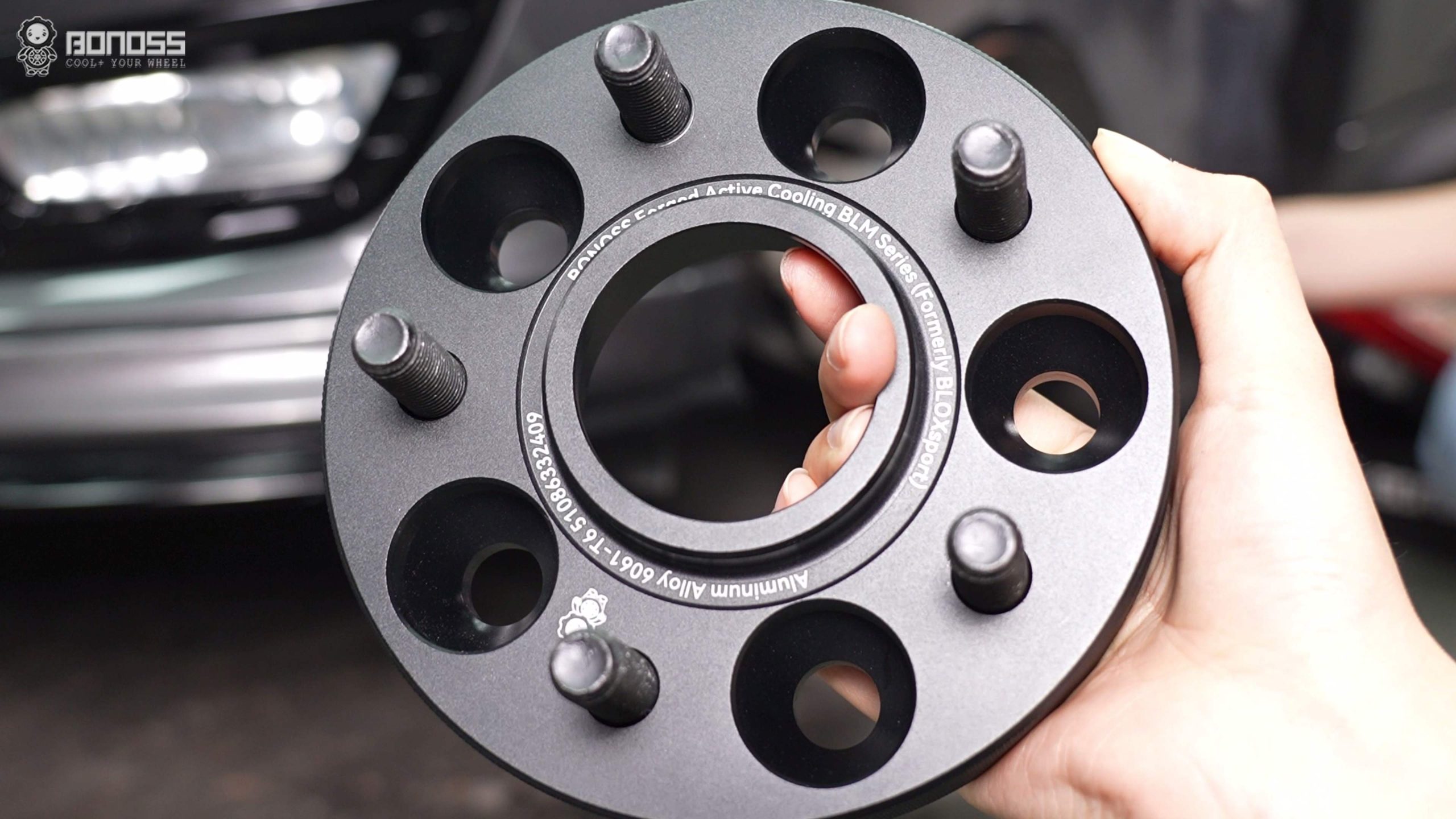 How to Install Explorer ST Wheel Spacers Definitive Step-by-Step Guide BONOSS Forged Active Cooling Adapters Hubcentric Spacers Pros Before and After Example (2)