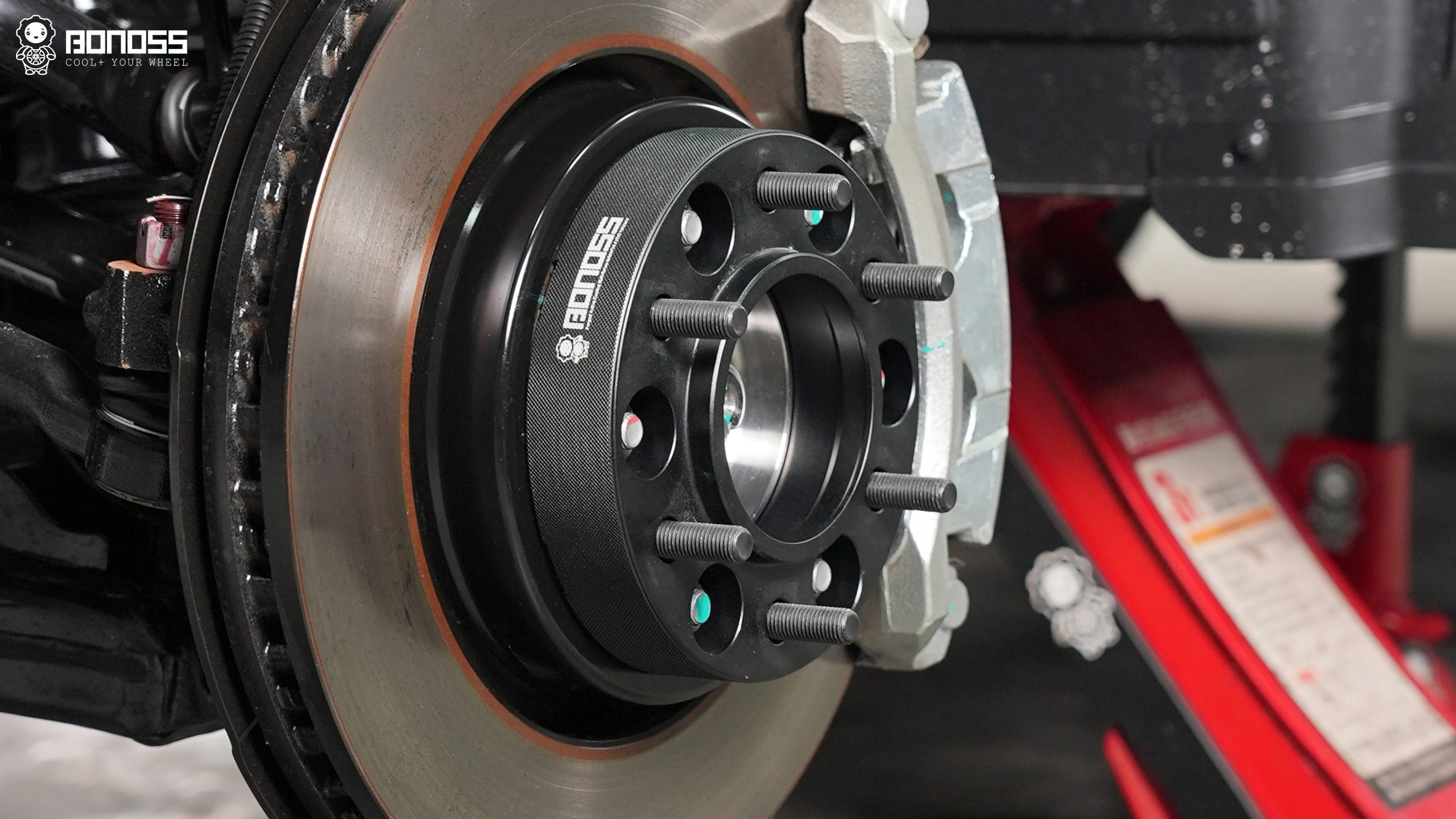 Best Tacoma Wheel Spacers Brand for Perfect Fit BONOSS Forged Active Cooling Adapters Hubcentric Spacers Pros Before and After Example (1)