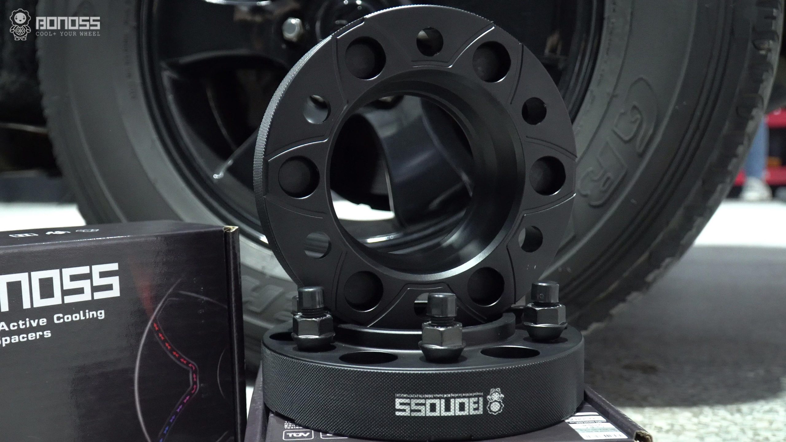Best Toyota Tundra Wheel Spacers Size Boost Style Instantly BONOSS Forged Active Cooling Adapters Hubcentric Spacers Pros Before and After Example (1)