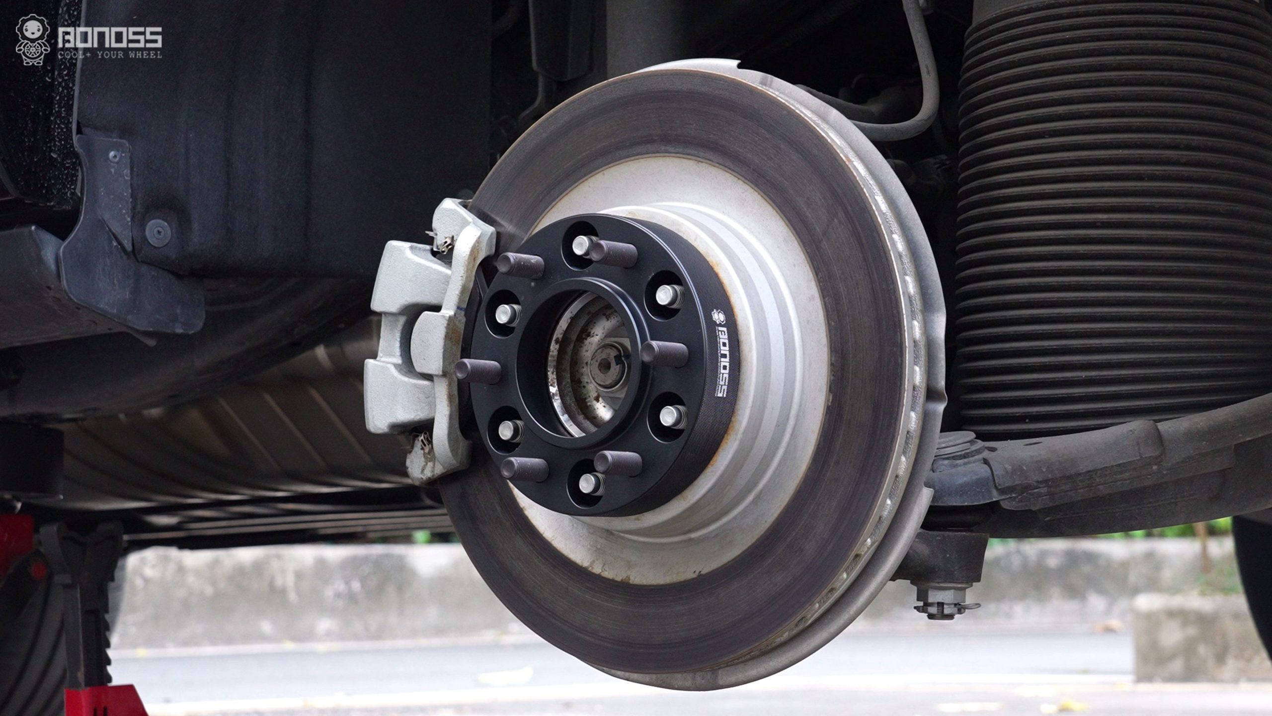 Best Toyota Tundra Wheel Spacers Size Boost Style Instantly BONOSS Forged Active Cooling Adapters Hubcentric Spacers Pros Before and After Example (2)
