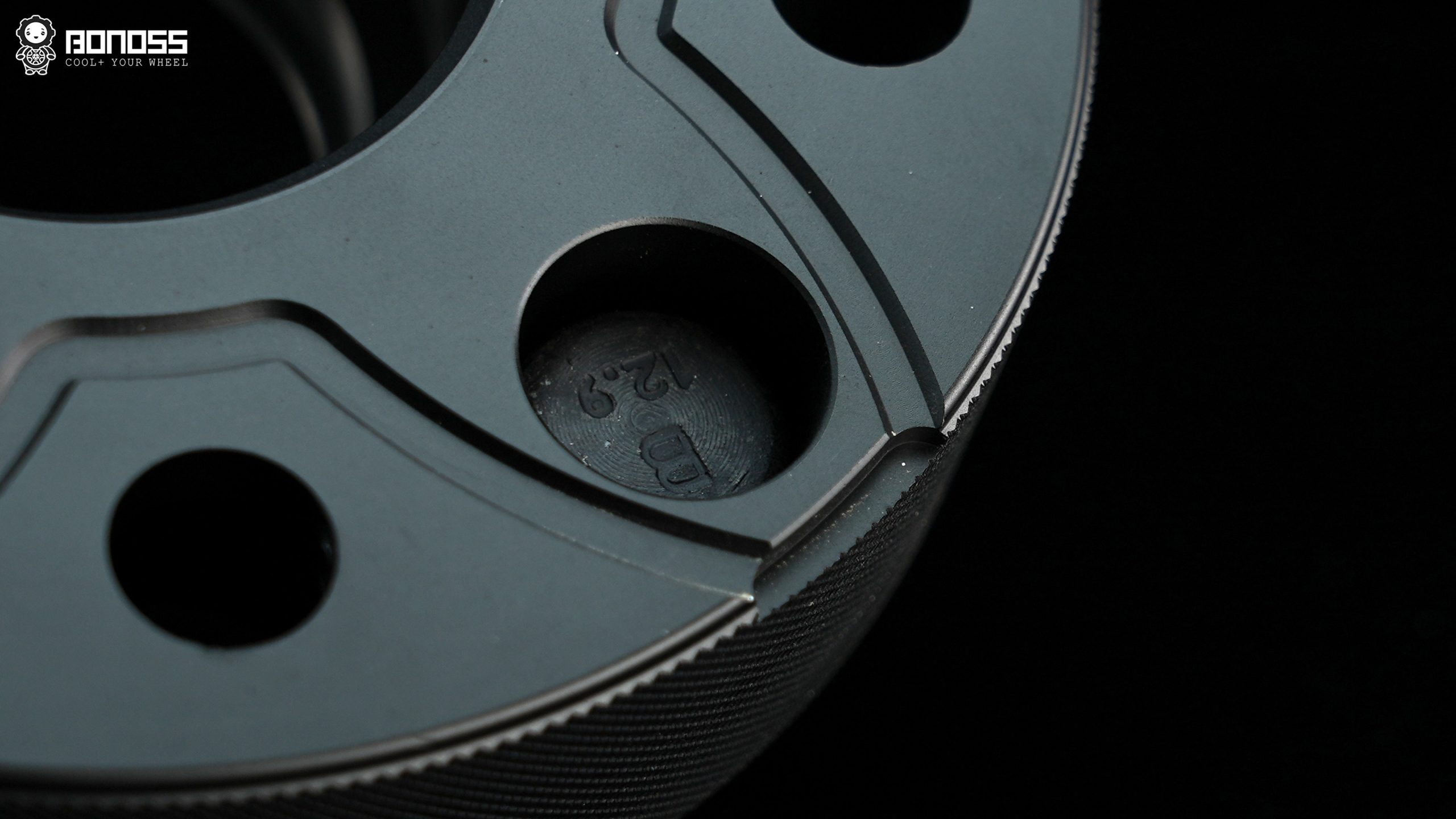 Top 5 Tesla Model S Spacers Safe Picks for Any Bolt Pattern BONOSS Forged Active Cooling Adapters Hubcentric Spacers Pros Before and After Example (3)