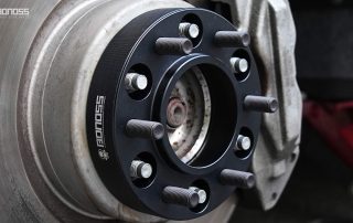 Toyota Tundra Wheel Spacers Torque Specs Pro Tips for Safe Installation BONOSS Forged Active Cooling Adapters Hubcentric Spacers Pros Before and After Example (2)