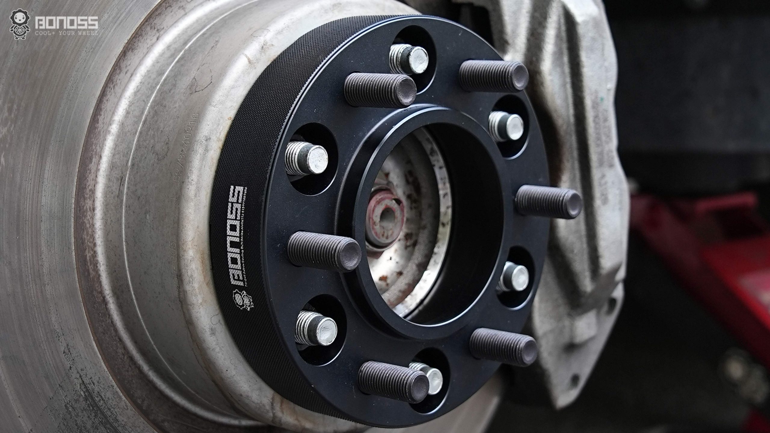Toyota Tundra Wheel Spacers Torque Specs Pro Tips for Safe Installation BONOSS Forged Active Cooling Adapters Hubcentric Spacers Pros Before and After Example (2)
