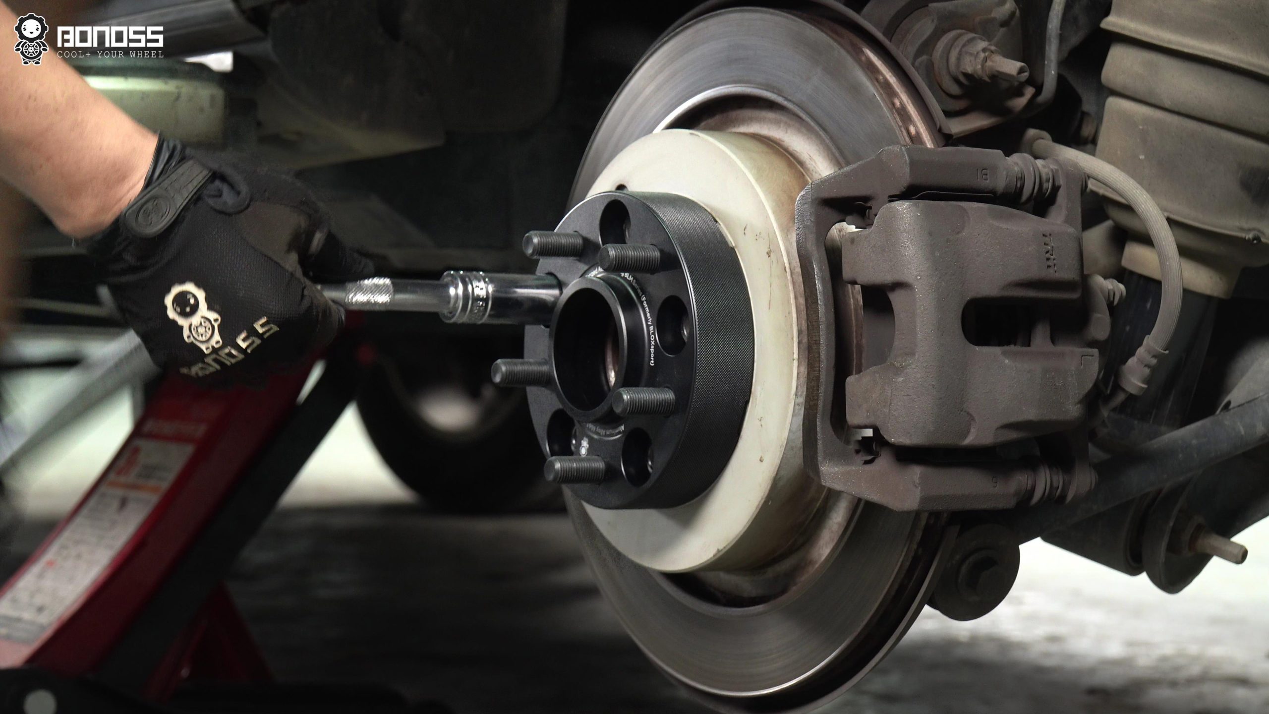 BONOSS Forged Active Cooling 2005 Land Rover Discovery 3 Wheel Spacers Front 20mm Rear 35mm Before and After (13)