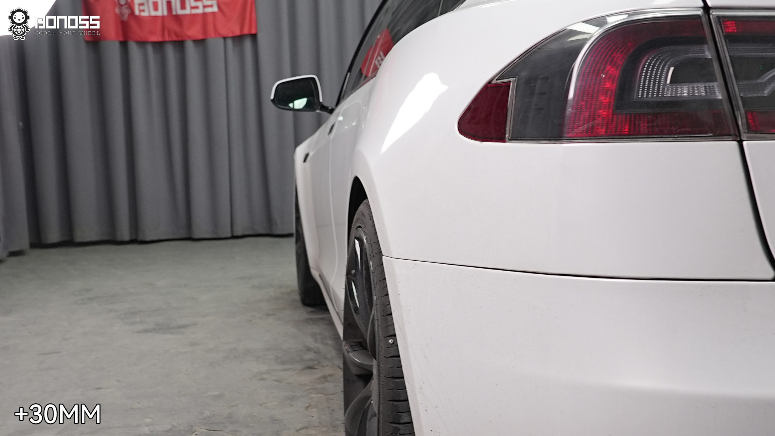 BONOSS Forged Active Cooling 2014 Tesla Model S Wheel Spacers Front 20mm Rear 30mm Before and After (5)