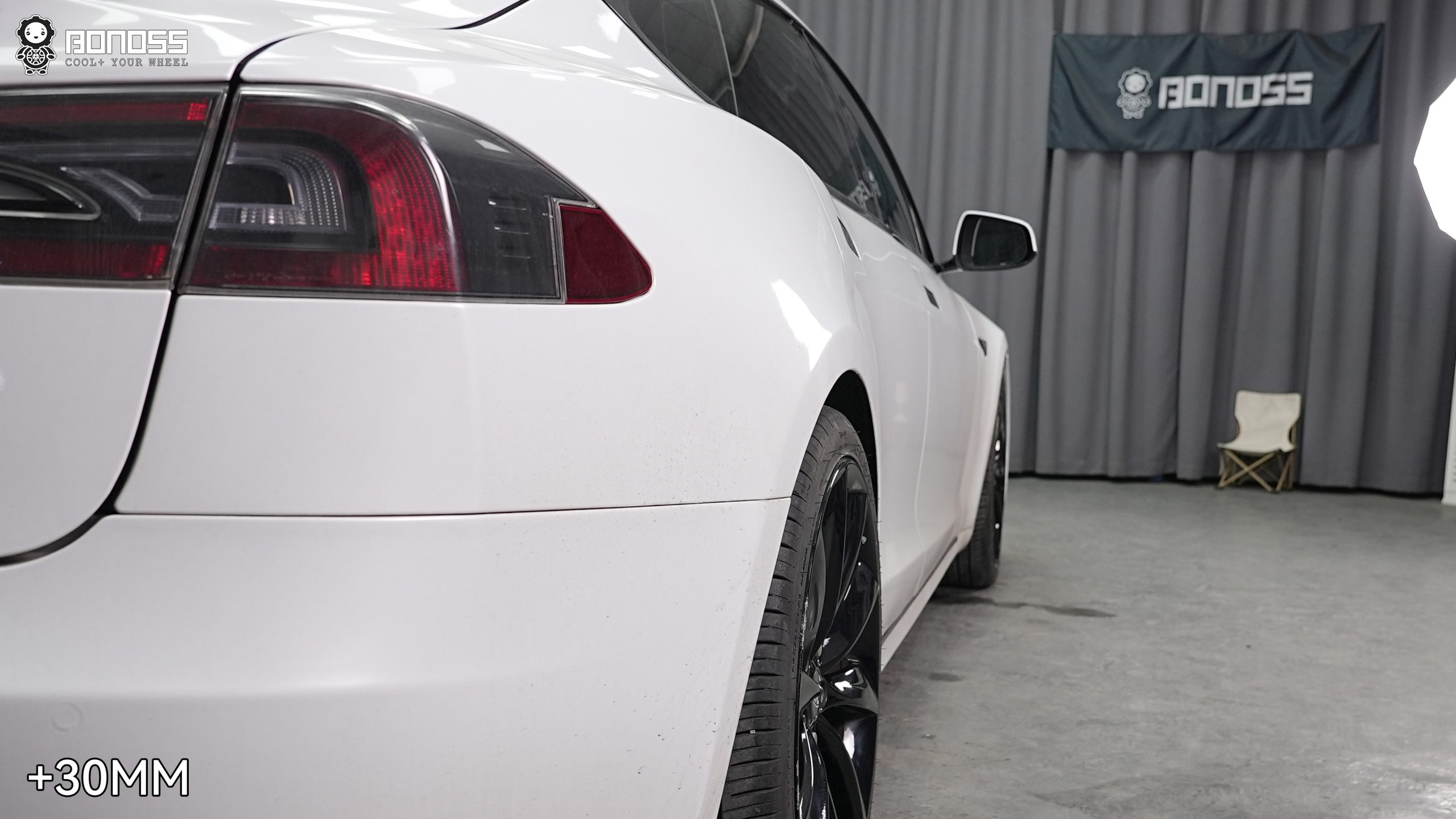 BONOSS Forged Active Cooling 2014 Tesla Model S Wheel Spacers Front 20mm Rear 30mm Before and After (6)