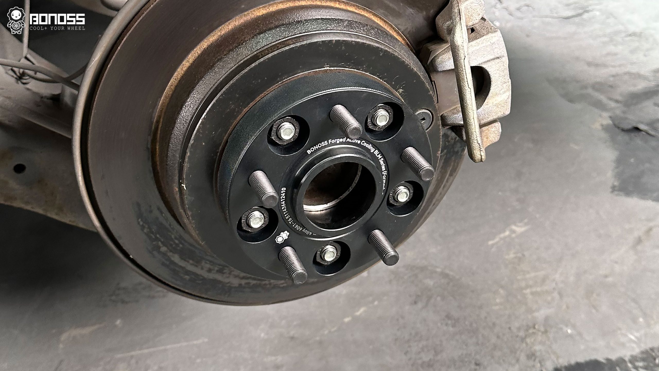 BONOSS Forged Active Cooling 2017 Honda Odyssey Wheel Spacers Front 20mm Rear 30mm Before and After (12)