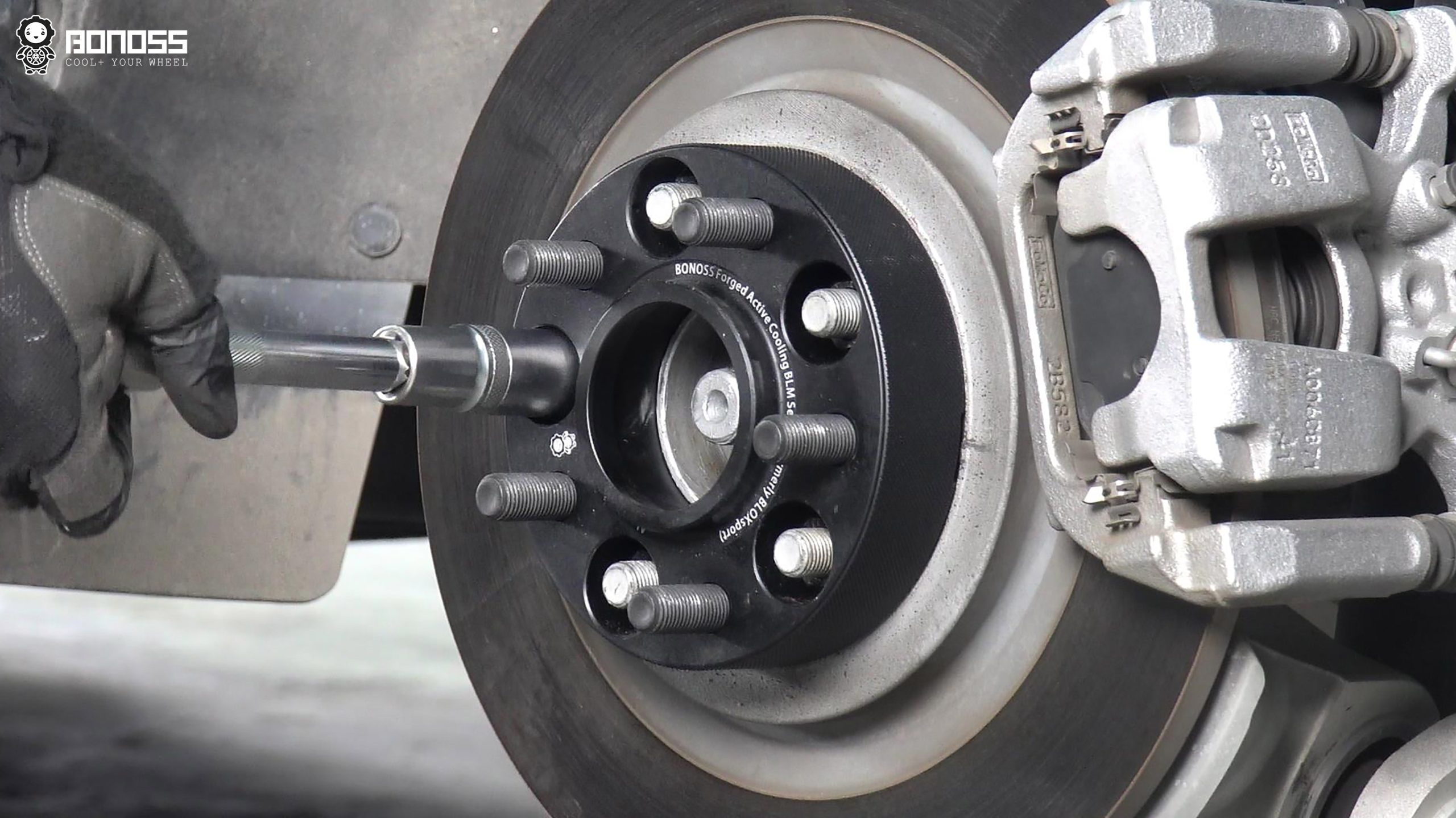 BONOSS Forged Active Cooling 2020 Ford Explorer Wheel Spacers Front 30mm Rear 35mm Before and After (13)