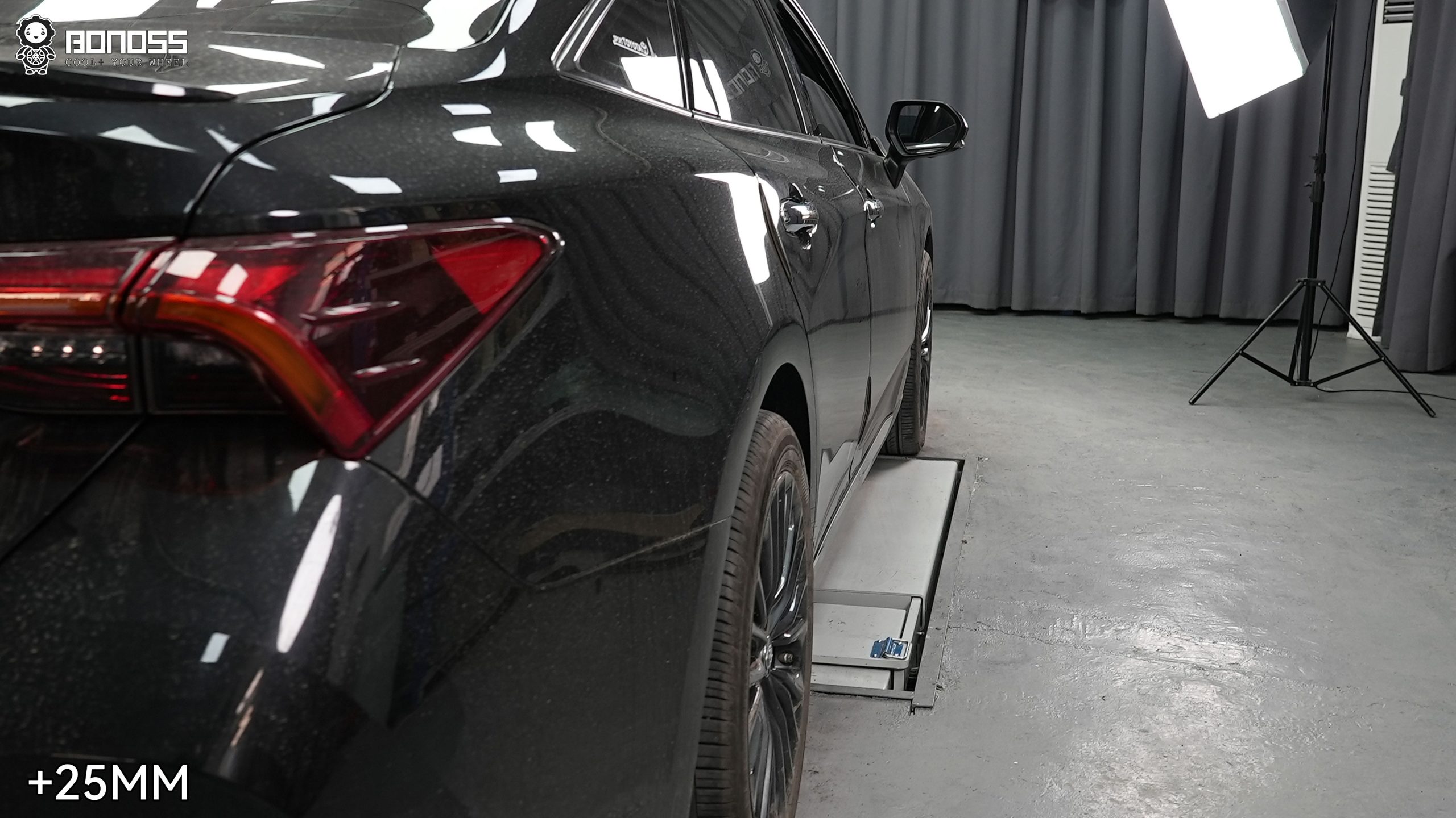 BONOSS Forged Active Cooling 2022 Toyota Avalon Wheel Spacers Front 20mm Rear 25mm Before and After (6)