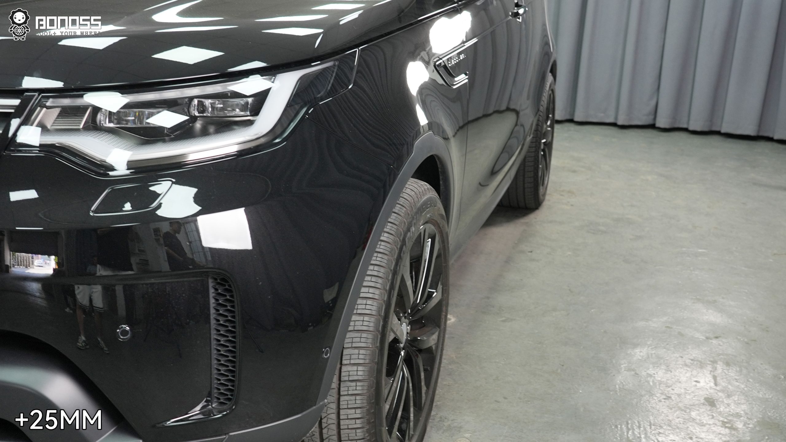 BONOSS Forged Active Cooling 2023 Land Rover Discovery 5 Wheel Spacers Front 25mm Rear 30mm Before and After (3)