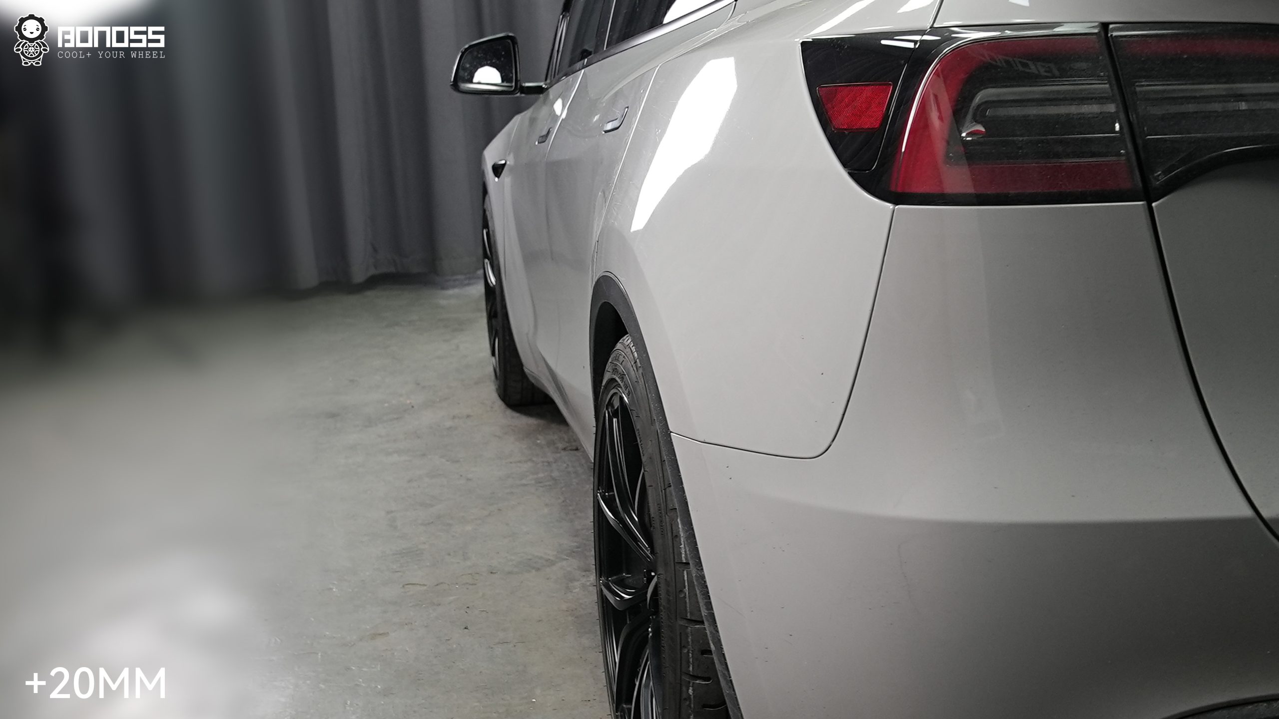 Best Tesla Model Y Wheel Spacers Prices, A Complete Guide BONOSS Forged Active Cooling Adapters Hubcentric Spacers Pros Before and After Example (3)