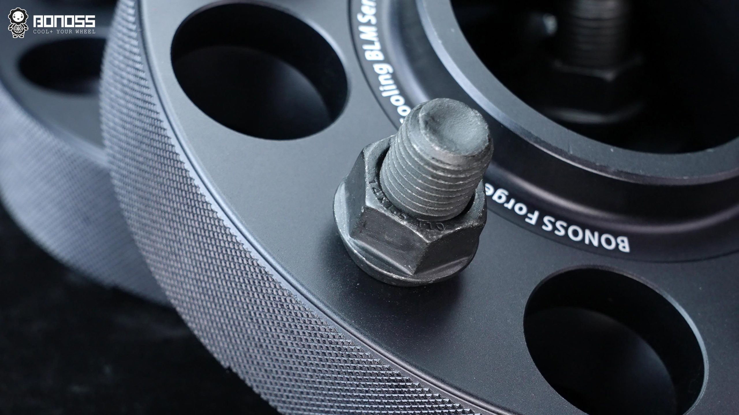 Defender Wheel Spacers Sizes Explained for the Perfect Fitment BONOSS Forged Active Cooling Adapters Hubcentric Spacers Pros Before and After Example (1)
