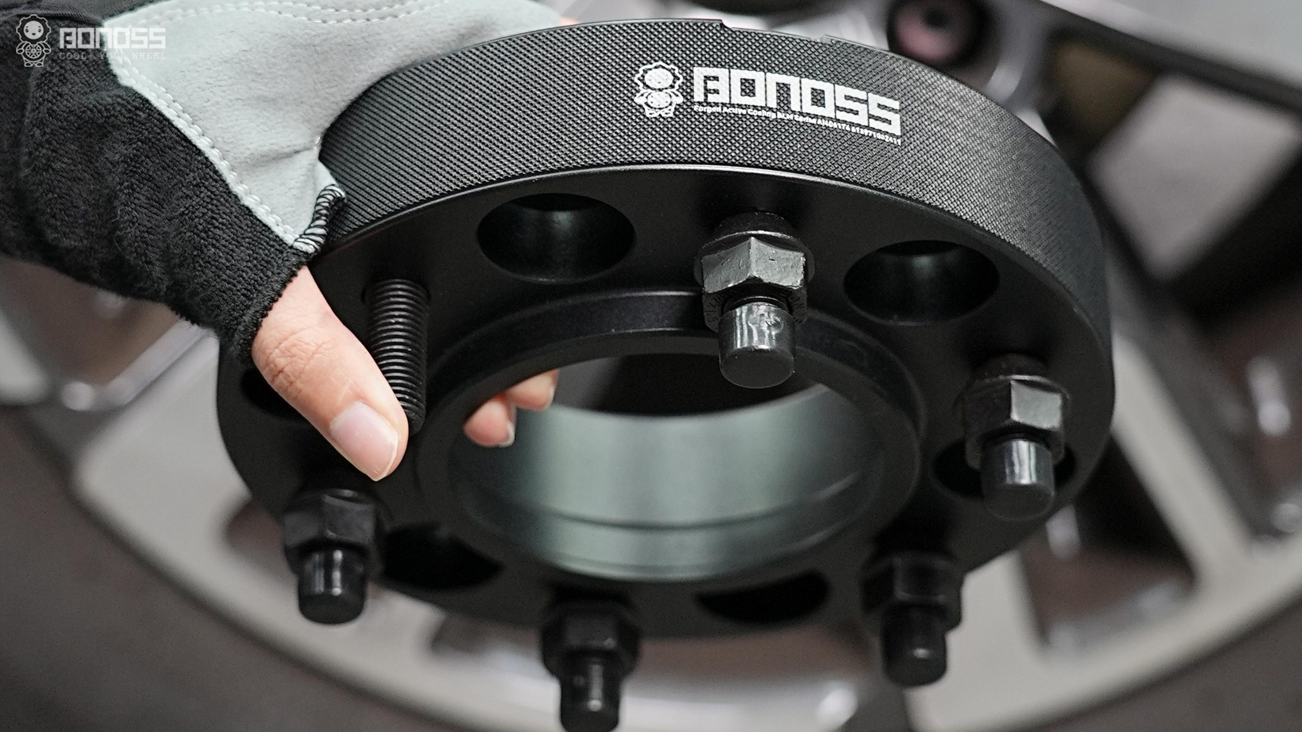 GX470 Wheel Spacers How to Pick the Perfect Size BONOSS Forged Active Cooling Adapters Hubcentric Spacers Pros Before and After Example (1)