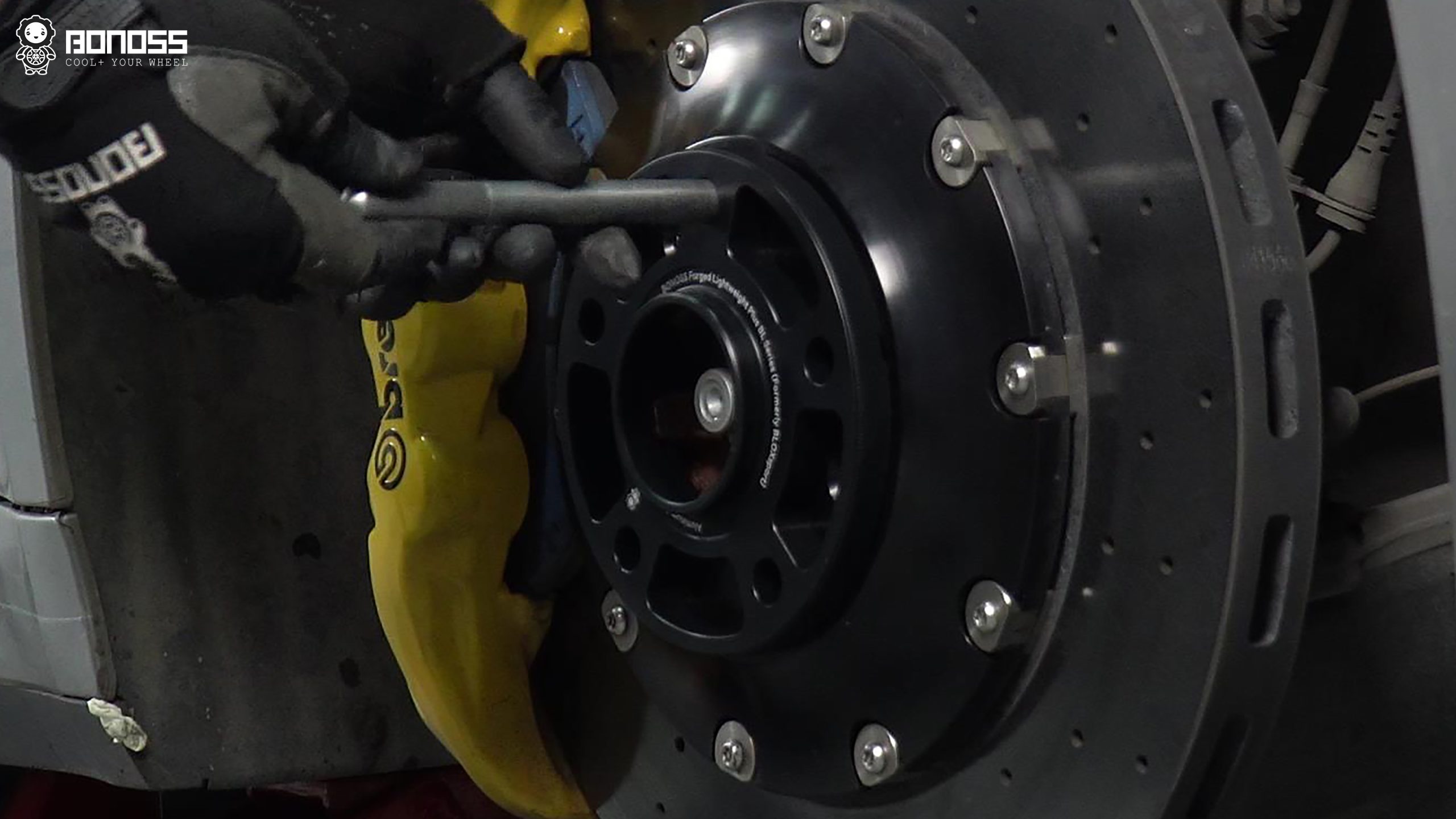 Installing 996 Wheel Spacers 5 Essential Torque Steps BONOSS Forged Lightweight Plus Adapters Hubcentric Spacers Before and After (1)