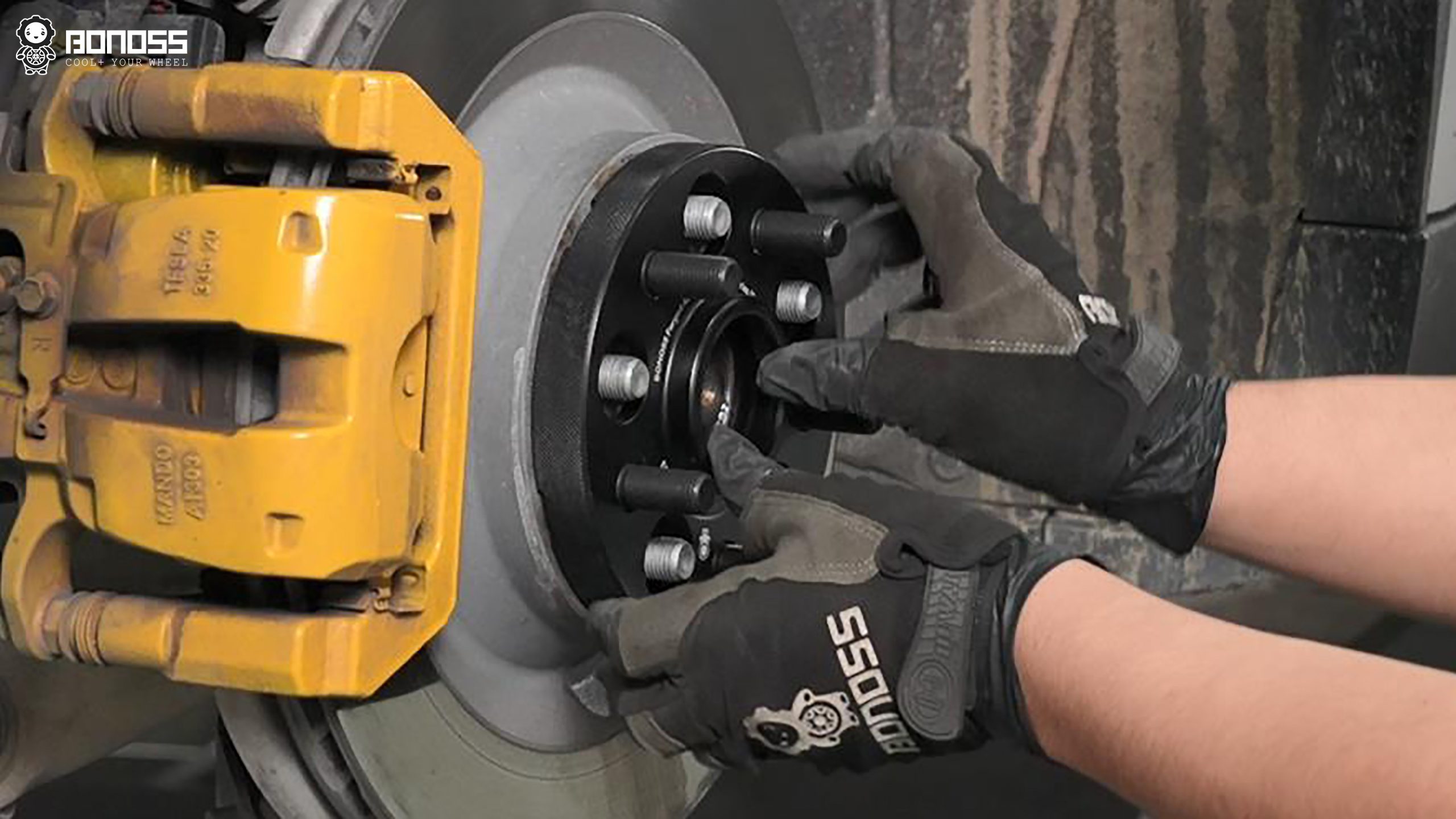 Are Model Y Spacers Safe Honest Pros & Cons List BONOSS Forged Active Cooling Adapters Hubcentric Spacers Pros Before and After Example (1)