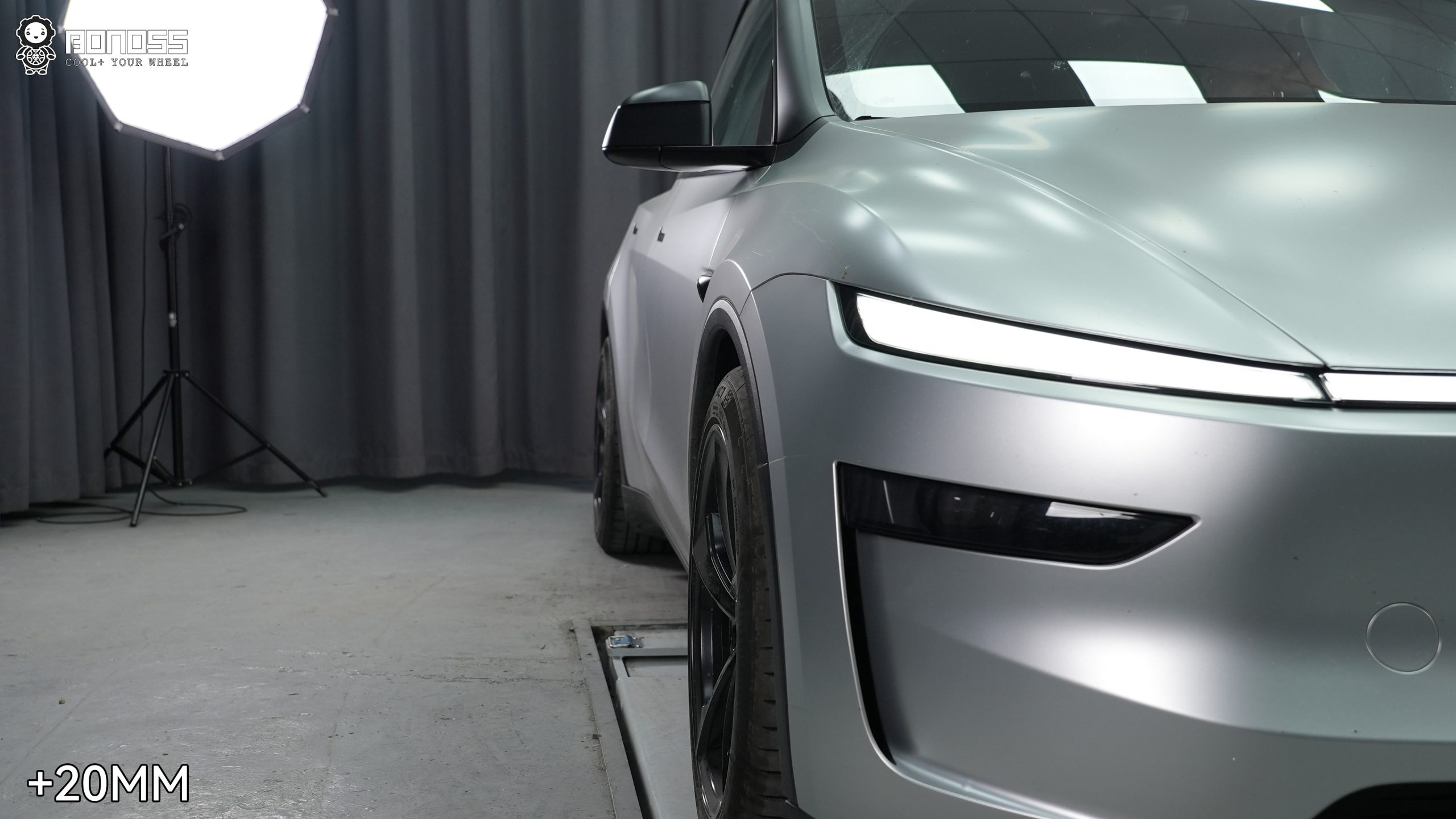 Are Model Y Spacers Safe Honest Pros & Cons List BONOSS Forged Active Cooling Adapters Hubcentric Spacers Pros Before and After Example (3)