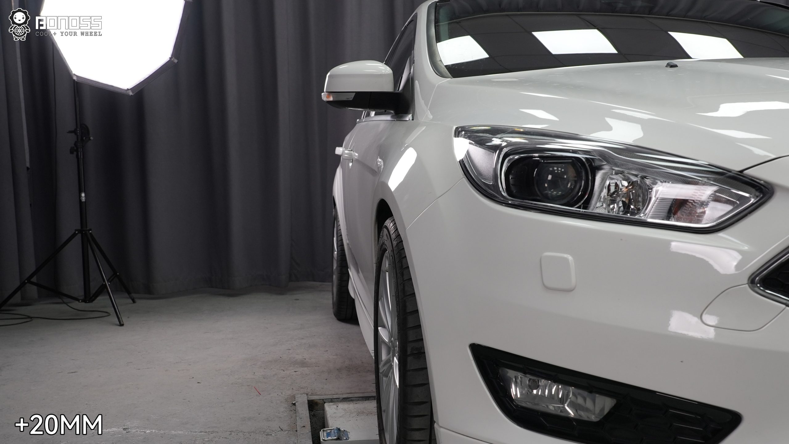 BONOSS Forged Active Cooling 2018 Ford Focus Wheel Spacers Front 20mm Rear 25mm Before and After (4)