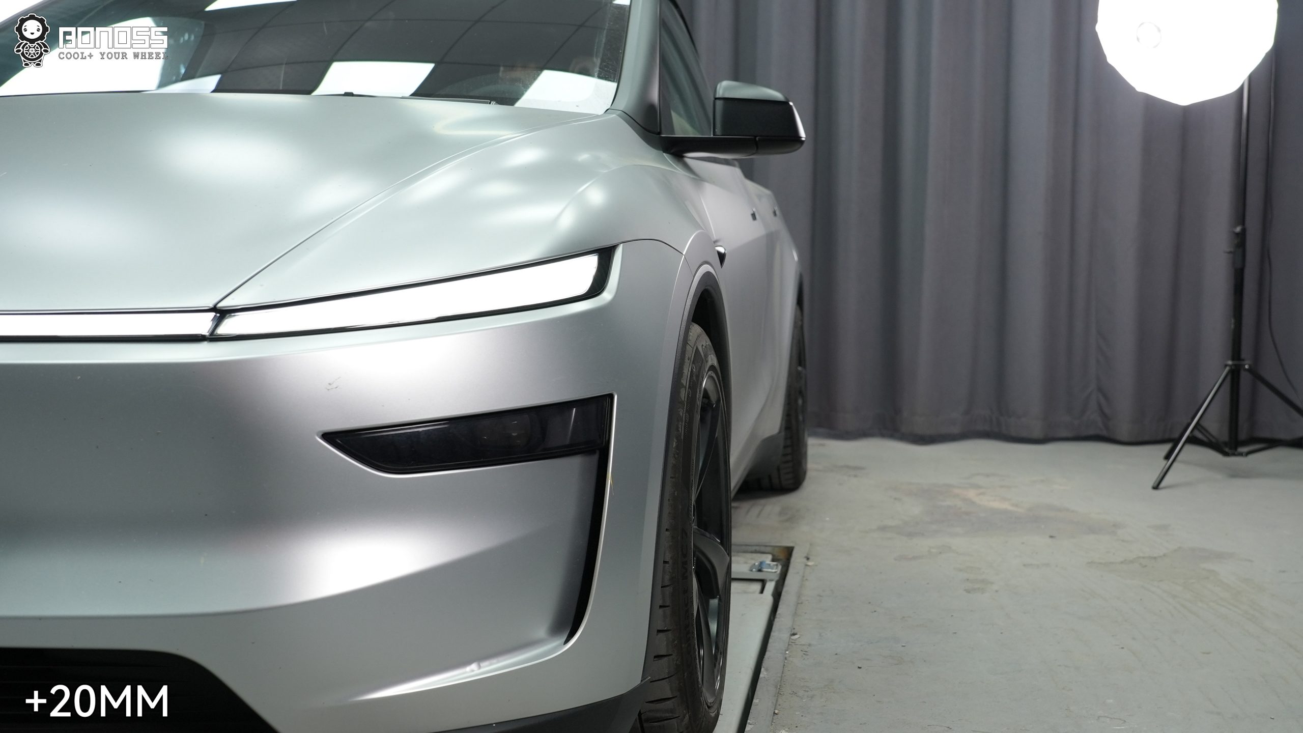 BONOSS Forged Active Cooling 2025 Tesla Model Y Wheel Spacers Front 20mm Rear 20mm Before and After (3)