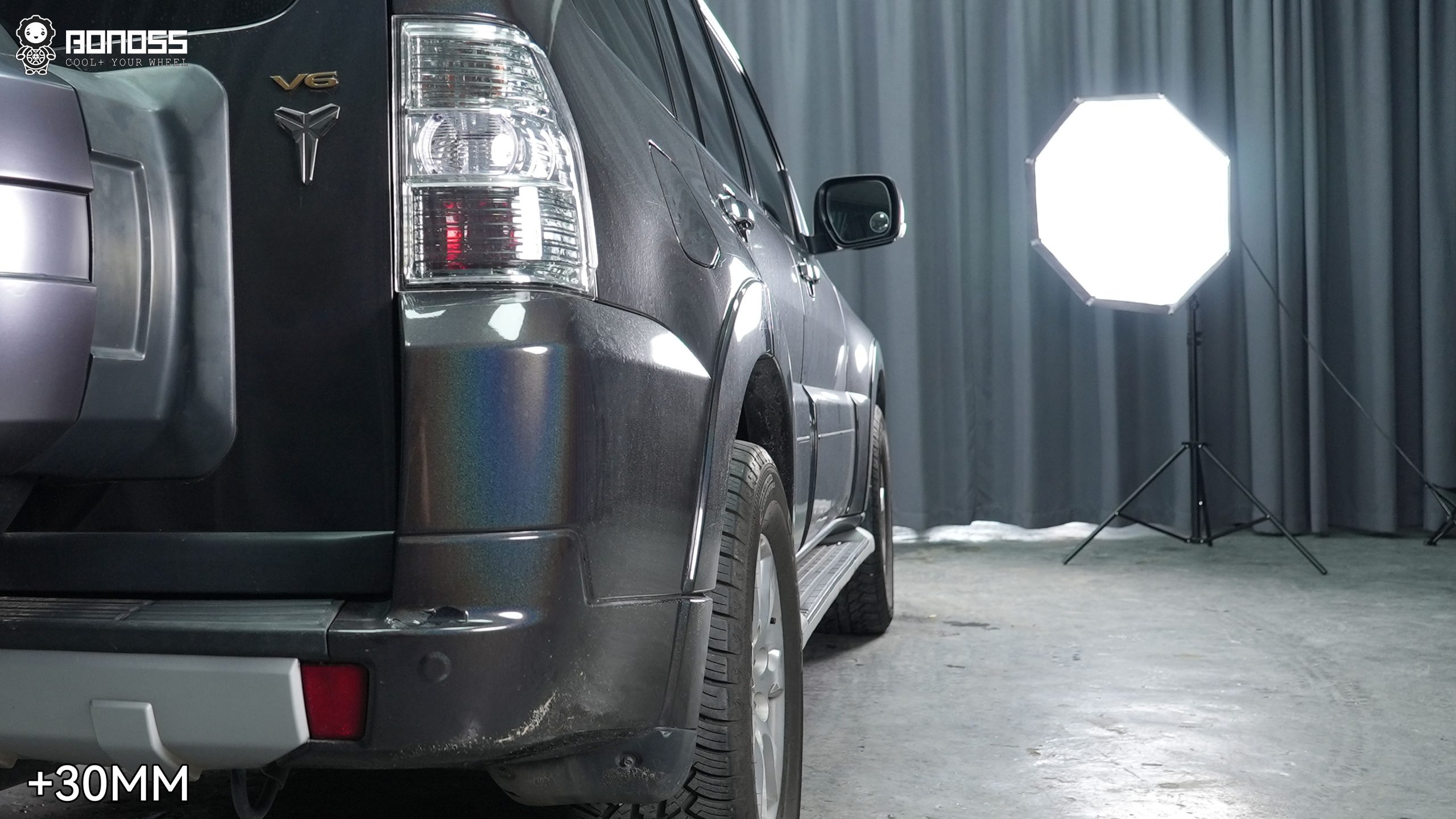 BONOSS Forged Active Cooling Mitsubishi Shogun Wheel Spacers Front 30mm Rear 30mm Before and After (6)