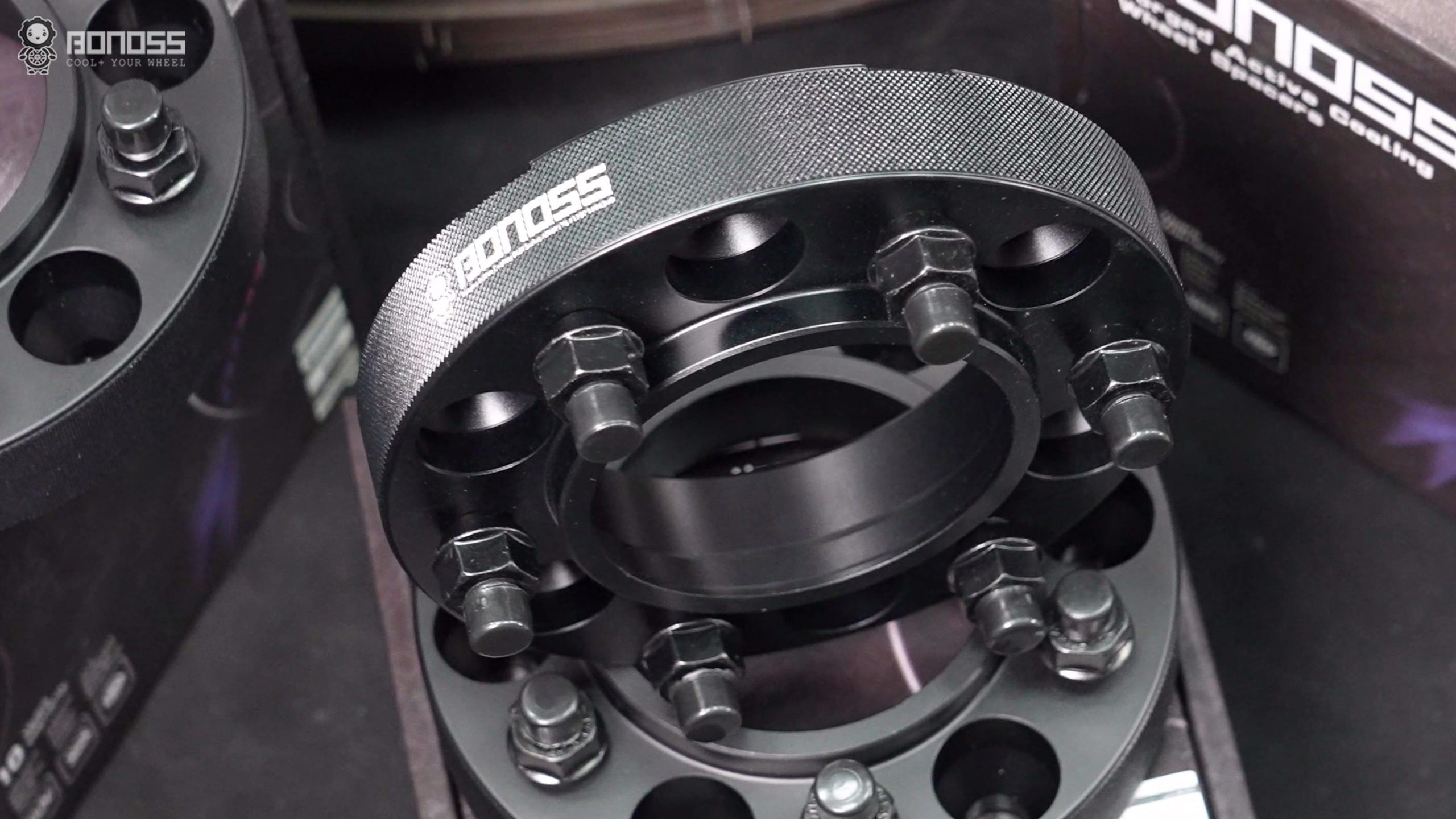 Best 2019 Chevy Silverado Wheel Spacers Torque Tips BONOSS Forged Active Cooling Adapters Hubcentric Spacers Pros Before and After Example (1)