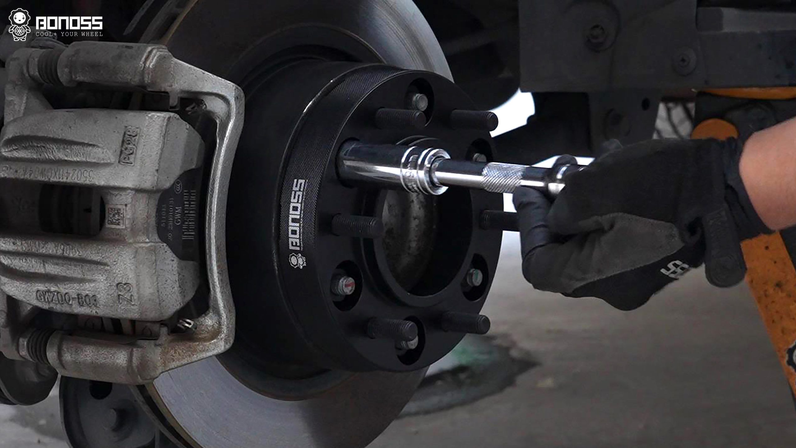 Best 2019 Chevy Silverado Wheel Spacers Torque Tips BONOSS Forged Active Cooling Adapters Hubcentric Spacers Pros Before and After Example (3)