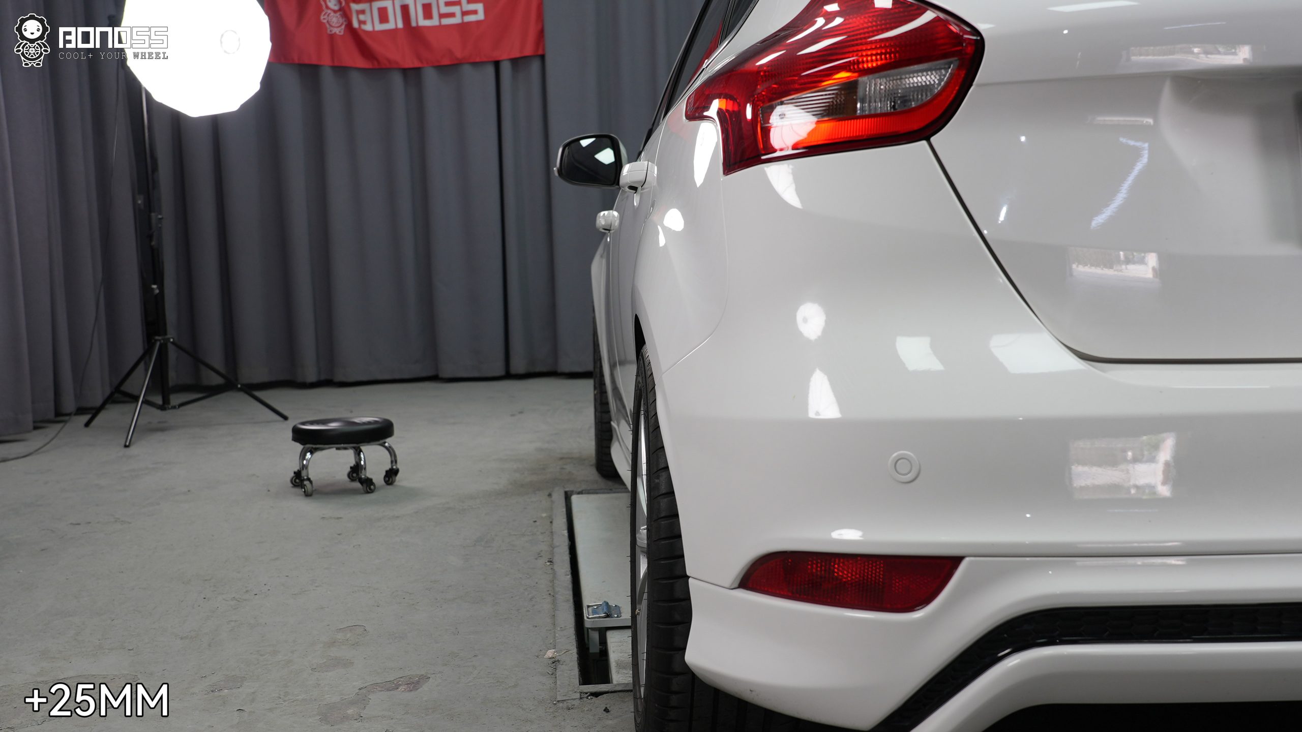 Ford Focus ST Wheel Spacers Top 5 Picks for Safe Installation BONOSS Forged Active Cooling Adapters Hubcentric Spacers Pros Before and After Example (3)