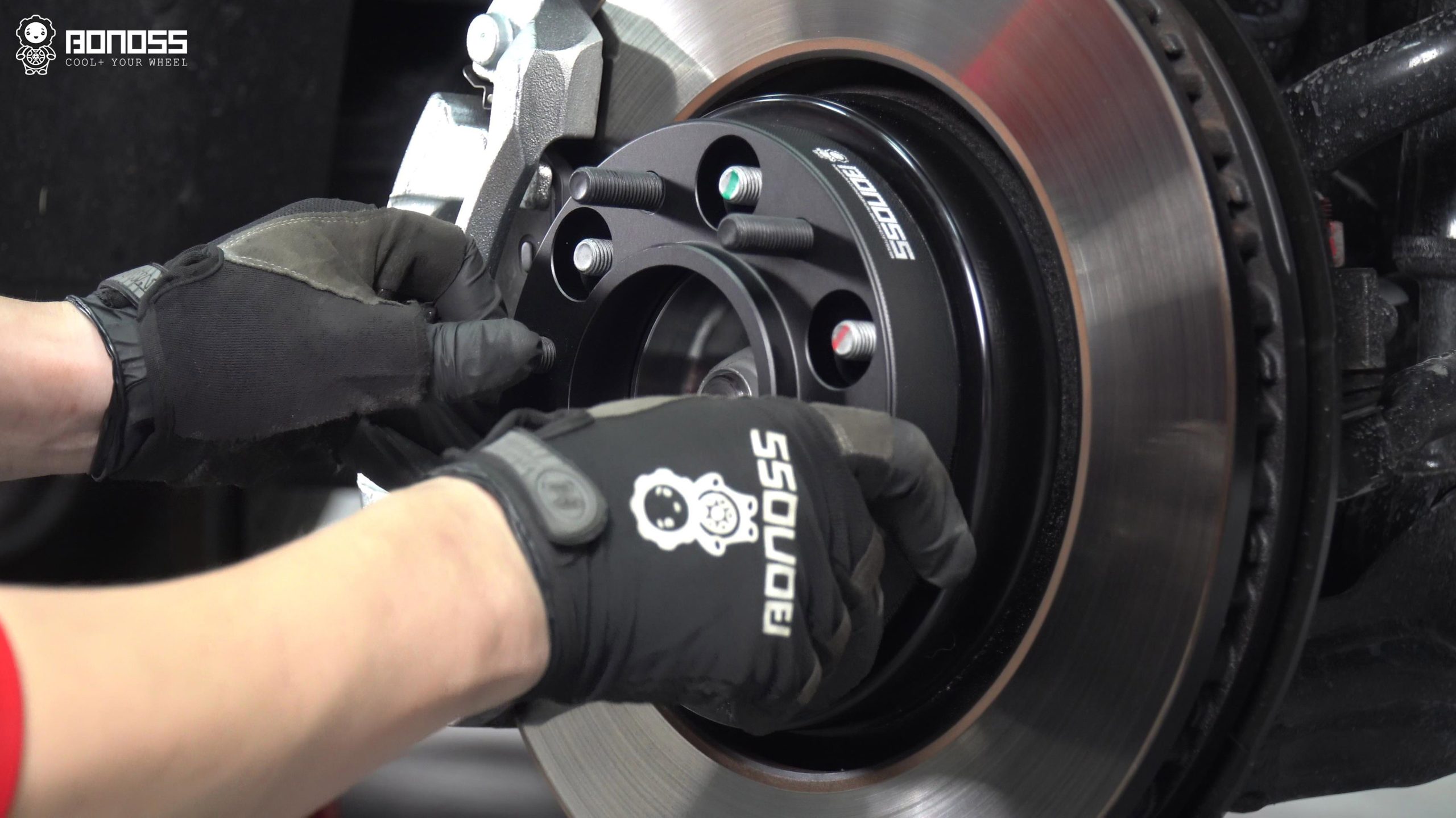 2022 Tundra Wheel Spacers 101 Hub-Centric vs. Lug-Centric BONOSS Forged Active Cooling Adapters Hubcentric Spacers Pros Before and After Example (1)