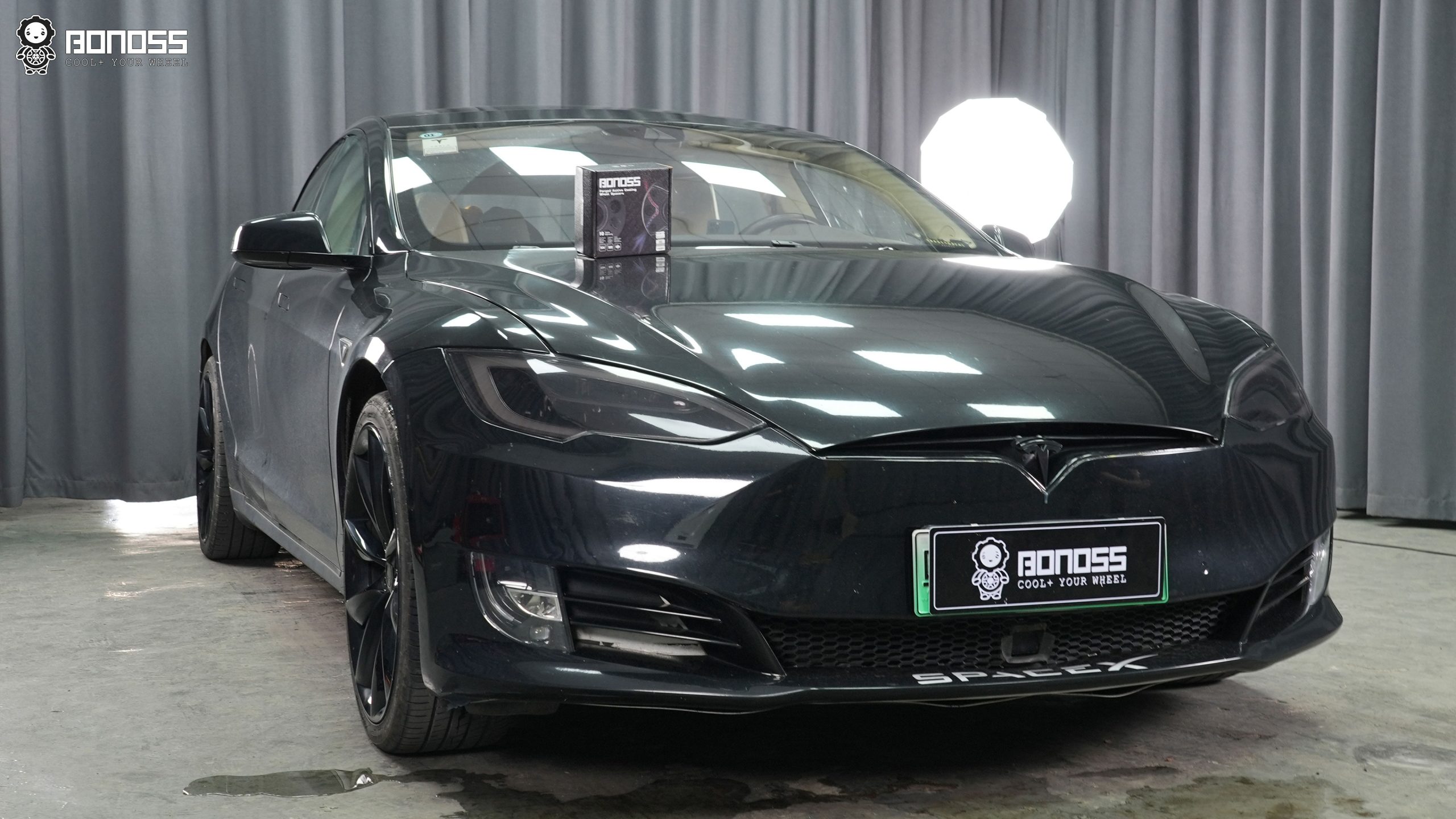 BONOSS Forged Active Cooling 2015 Tesla Model S Wheel Spacers Front 20mm Rear 25mm Before and After (2)