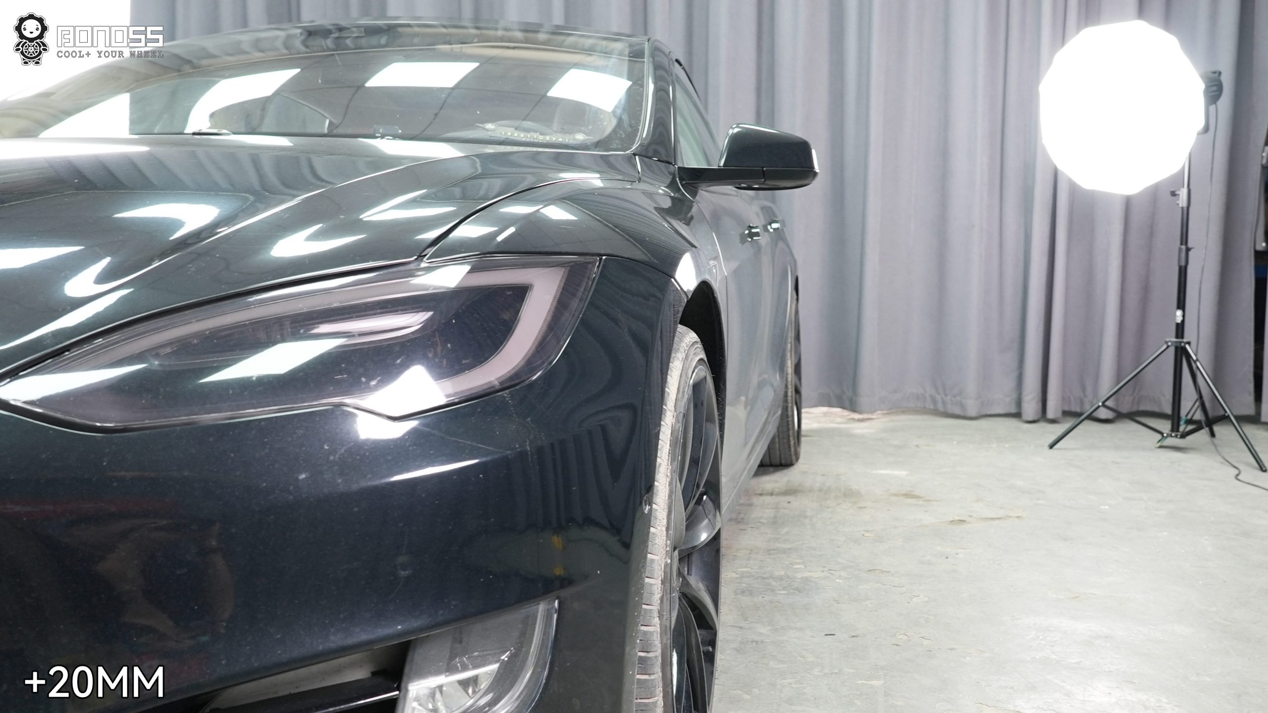 BONOSS Forged Active Cooling 2015 Tesla Model S Wheel Spacers Front 20mm Rear 25mm Before and After (3)