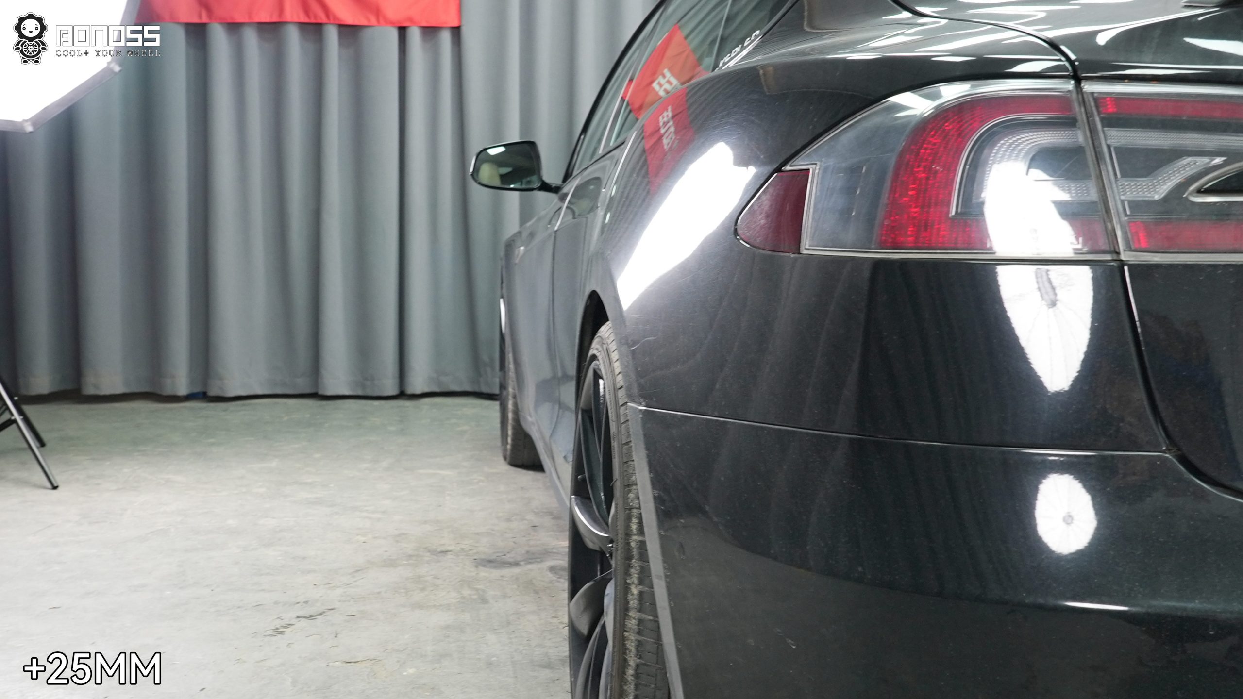 BONOSS Forged Active Cooling 2015 Tesla Model S Wheel Spacers Front 20mm Rear 25mm Before and After (5)