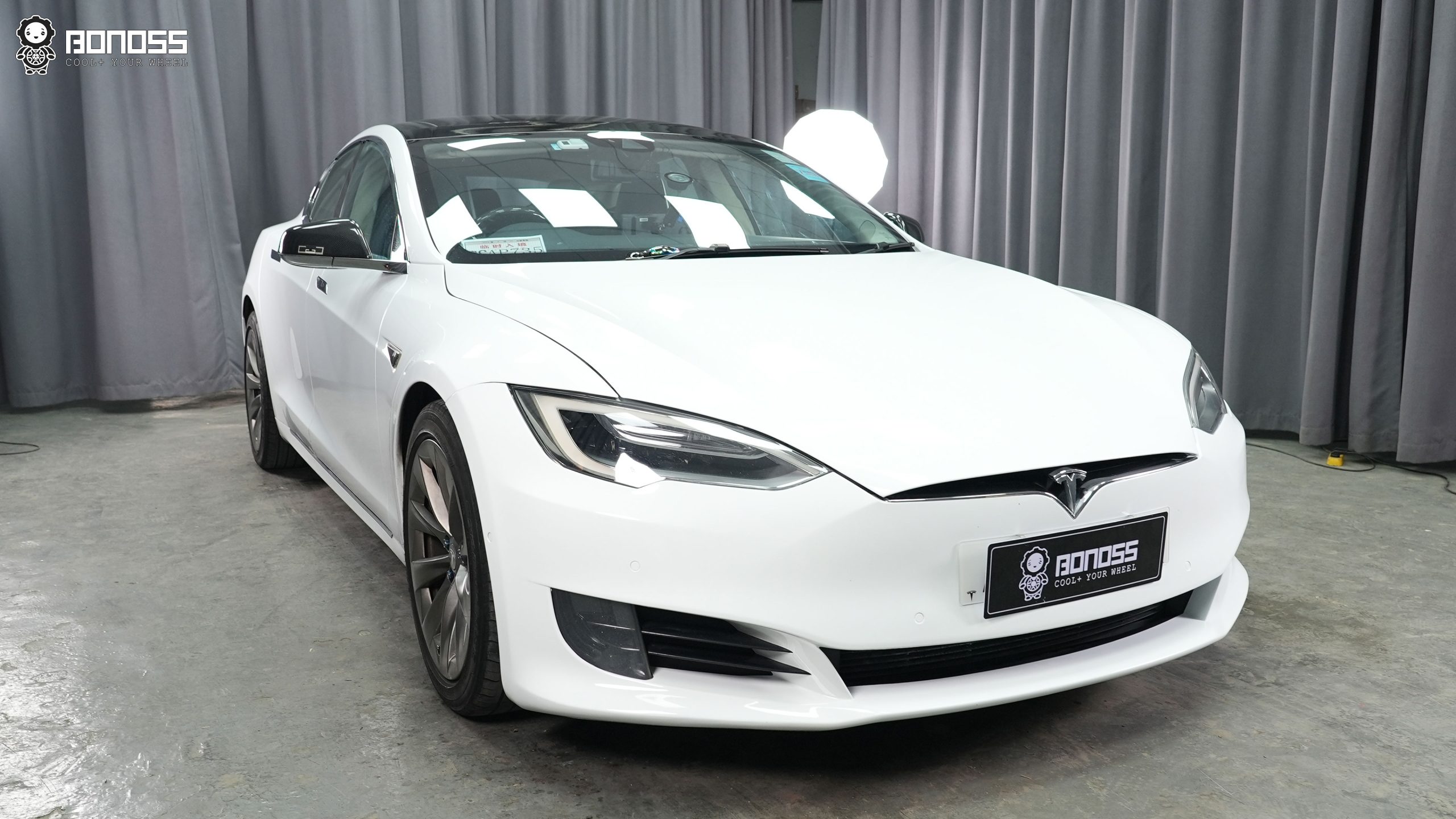 BONOSS Forged Active Cooling 2016 Tesla Model S Wheel Spacers Front 20mm Rear 25mm Before and After (2)